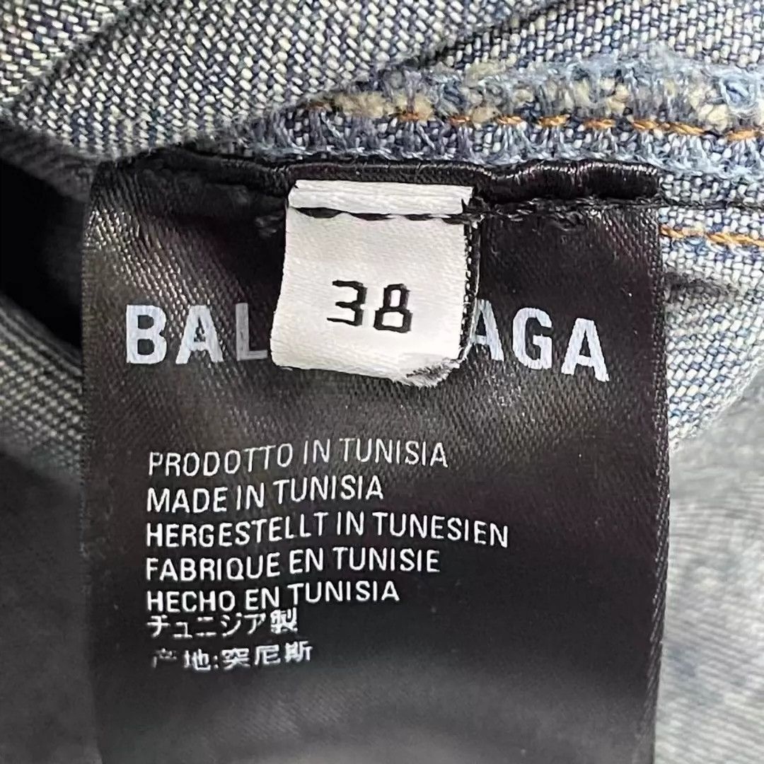 Balenciaga Balenciaga embroidered logo light blue washed denim shirt Size US S / EU 44-46 / 1 - 5 Thumbnail
