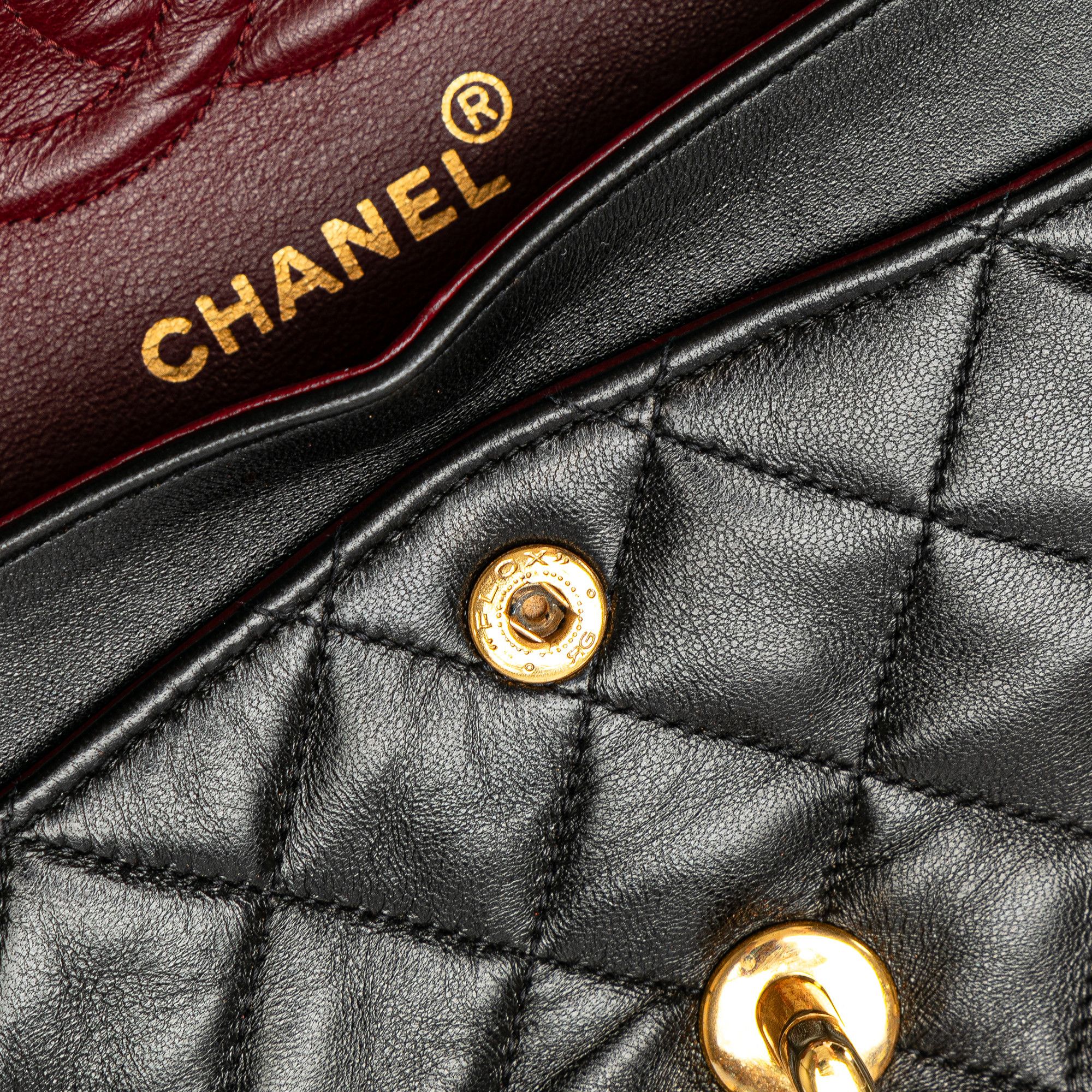 Chanel Chanel Small Classic Lambskin Double Flap Size ONE SIZE - 10 Thumbnail