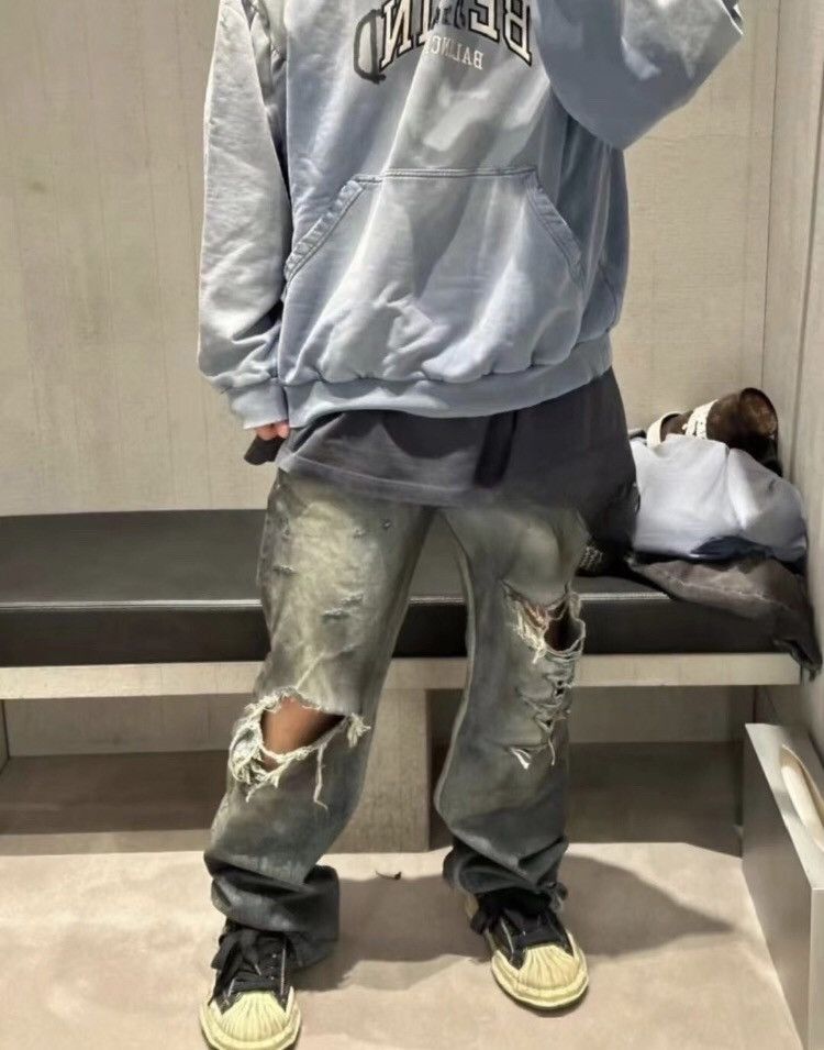 Balenciaga Balenciaga 23FW Bekind sweatshirt - DMC Size US L / EU 52-54 / 3 - 6 Thumbnail