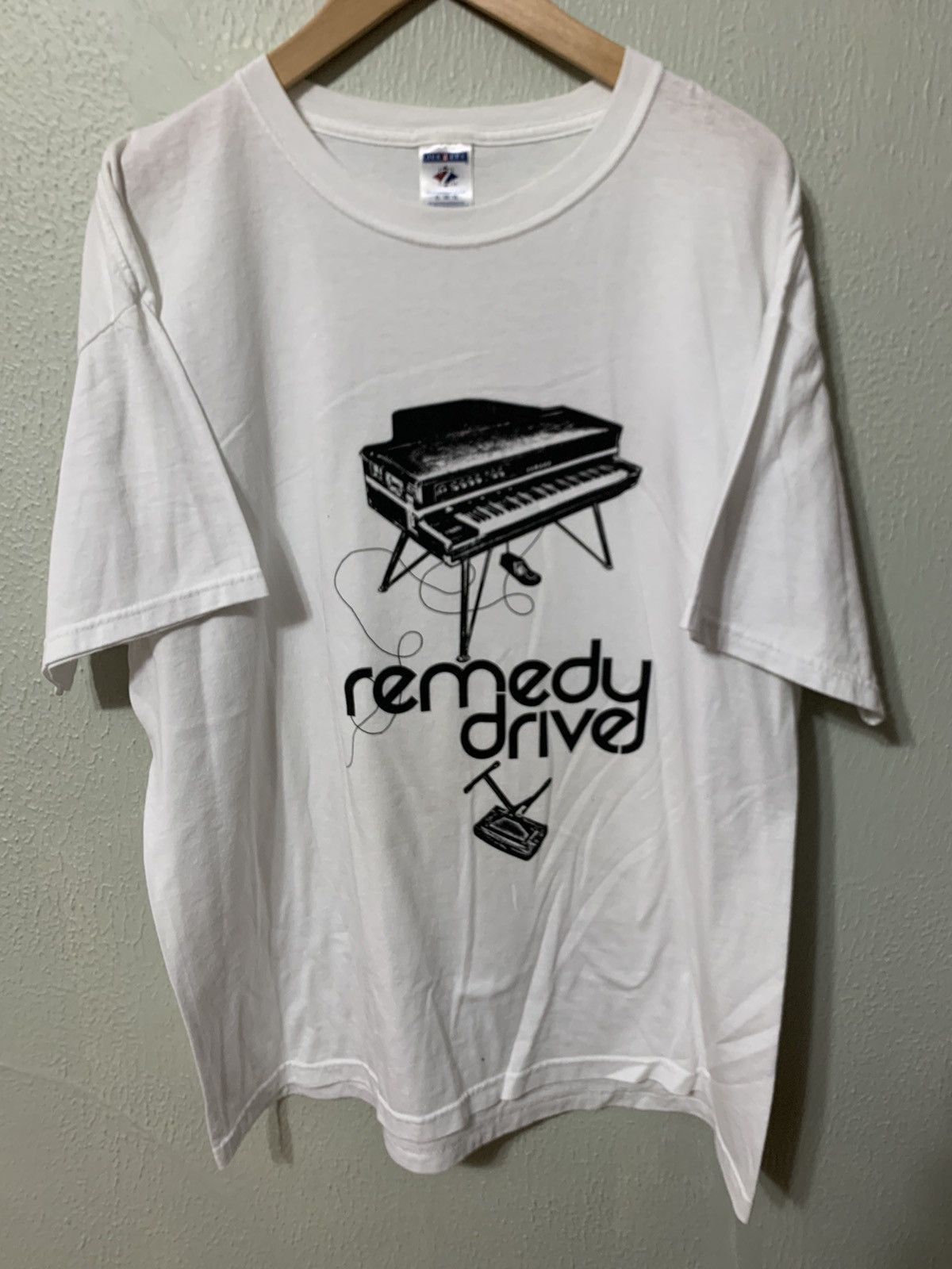Vintage Vintage Remedy Drive Piano Tee Size US XL / EU 56 / 4 - 2 Thumbnail
