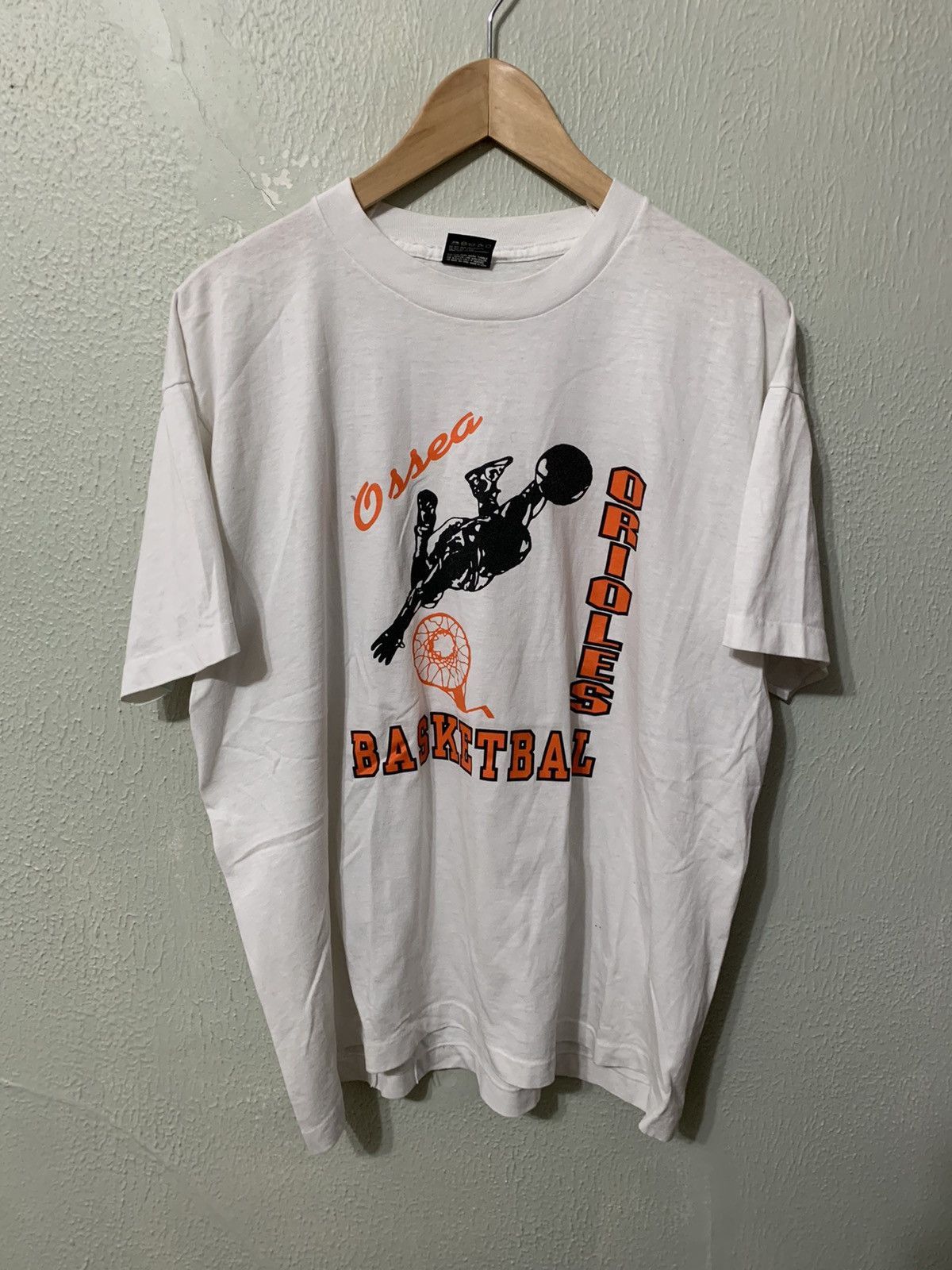 Vintage Vintage Osseo Oreoles Basketball Tee Size US XL / EU 56 / 4 - 3 Thumbnail