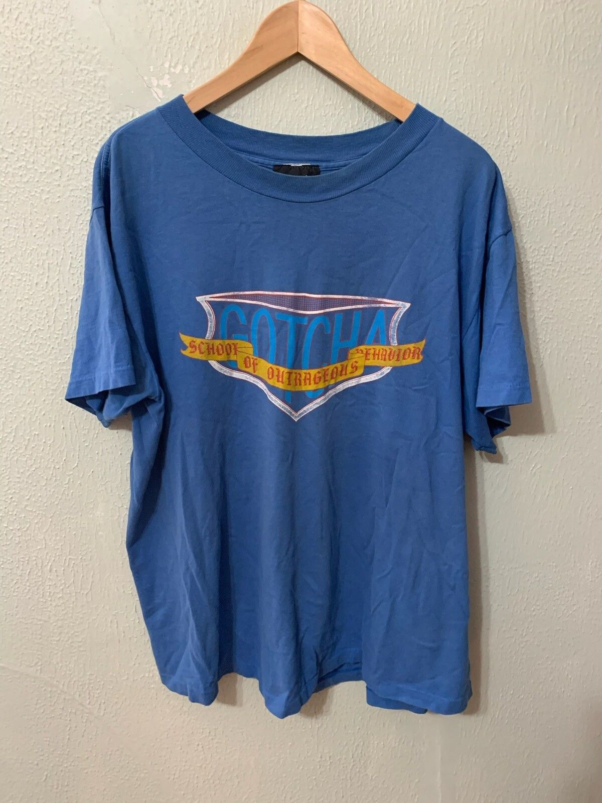 Vintage Vintage Gotcha School of Outrageous Behavior Tee Size US XL / EU 56 / 4 - 2 Thumbnail