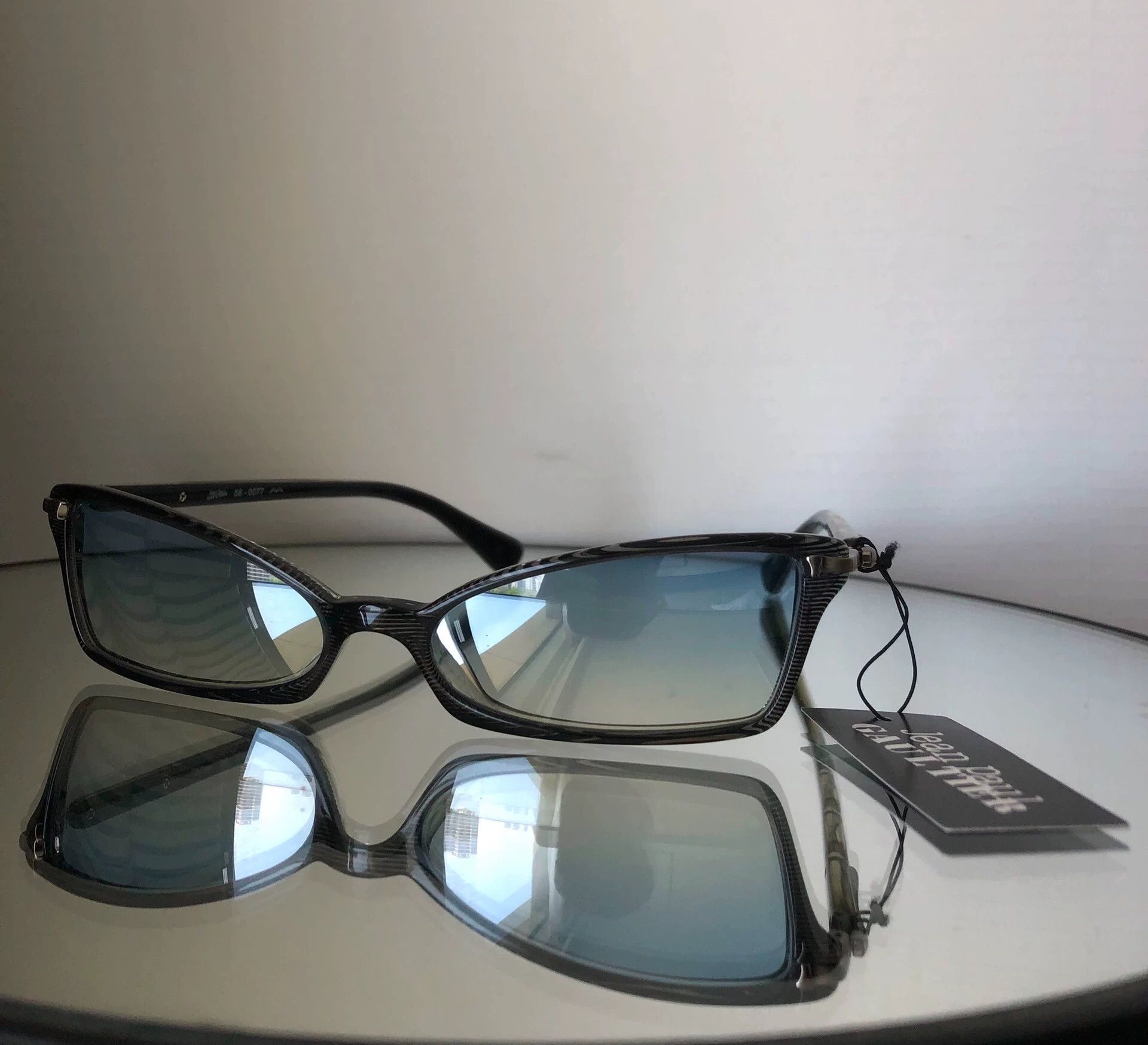 Jean Paul Gaultier Jean Paul Gaultier Cat's eye type gradient sunglasses Size ONE SIZE - 3 Thumbnail