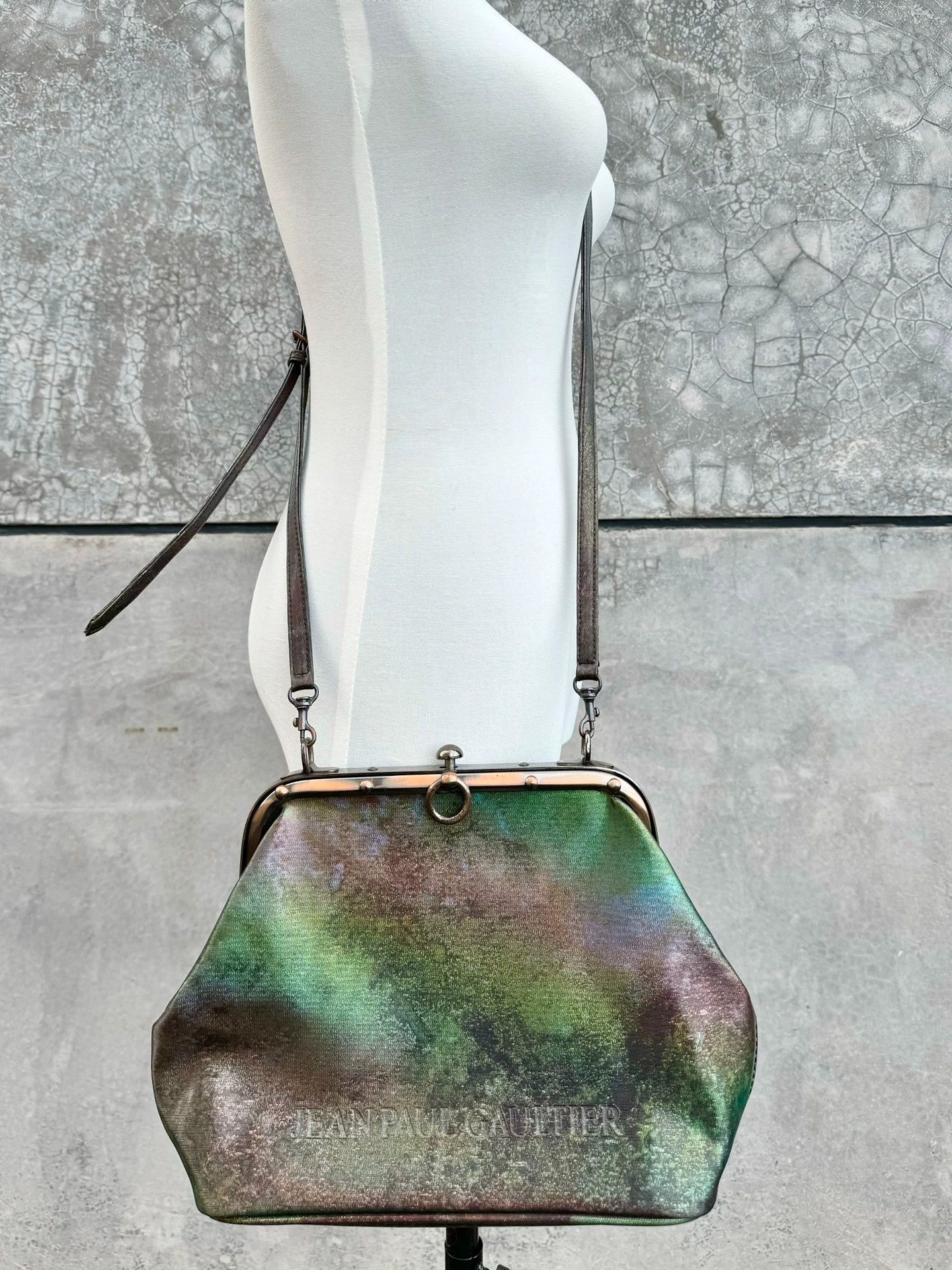 Jean Paul Gaultier Jean Paul Gaultier Jade bug mouth gold medium handbag Size ONE SIZE - 2 Thumbnail