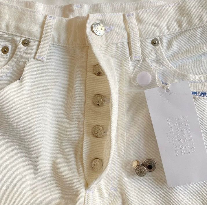 Maison Margiela Maison Margiela White Knife Leg Jeans - DMC Size US 42 / EU 58 - 3 Thumbnail