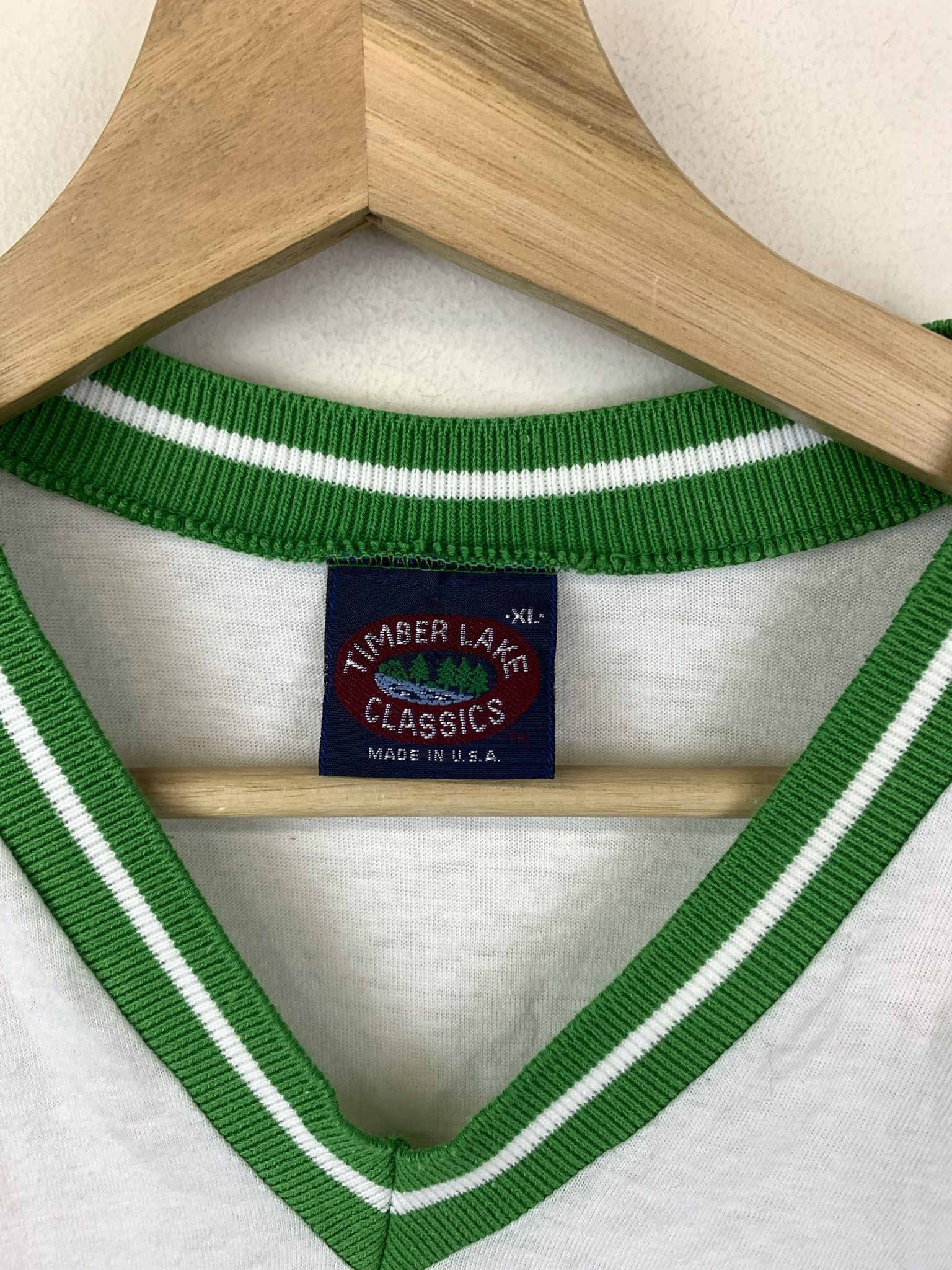 Vintage Vintage 1970s Timberlake Classics Green Trim V Neck Ringer Tee Size L Size US L / EU 52-54 / 3 - 2 Thumbnail
