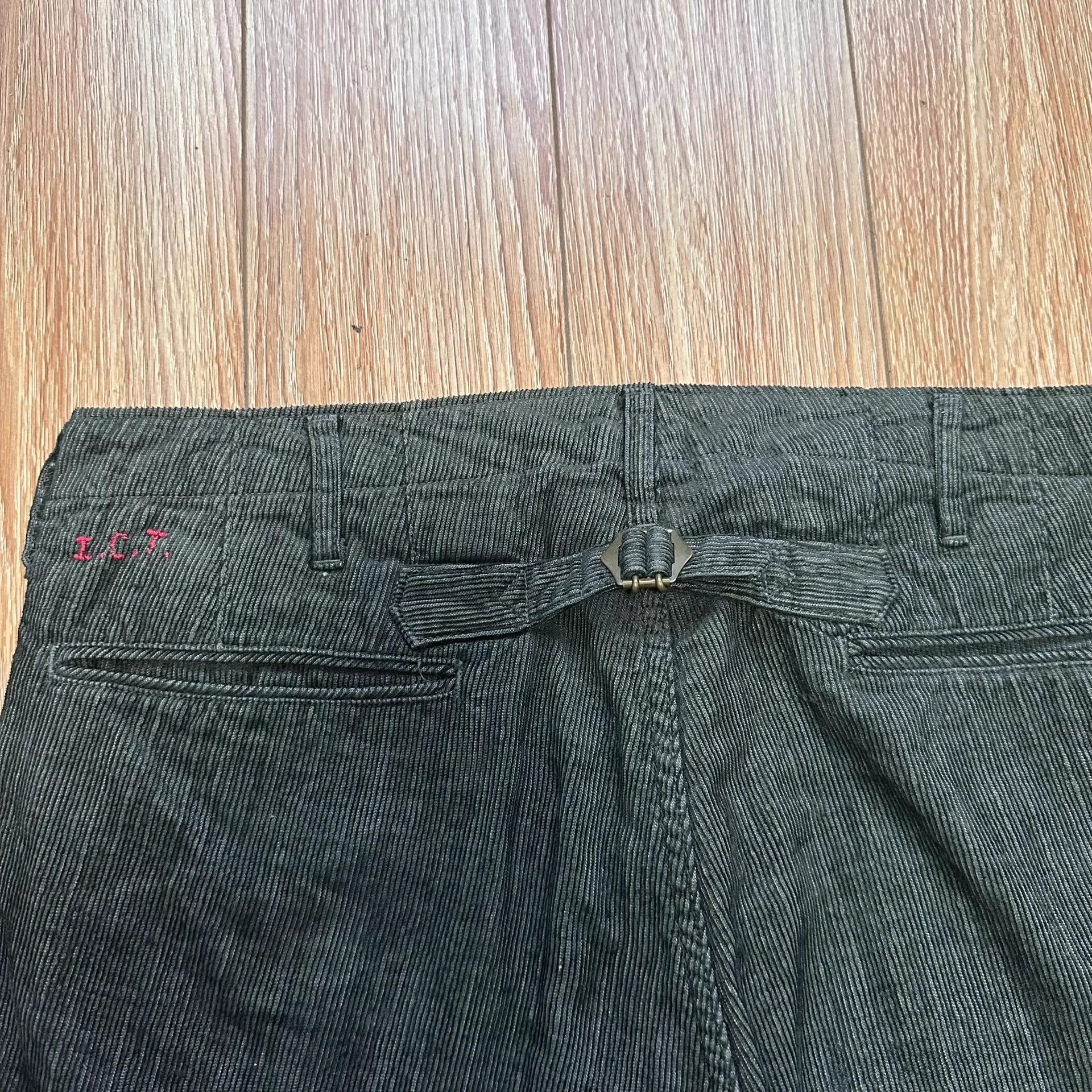 Visvim VISVIM shorts Corduroy ICT fluxus Size US 34 / EU 50 - 7 Thumbnail