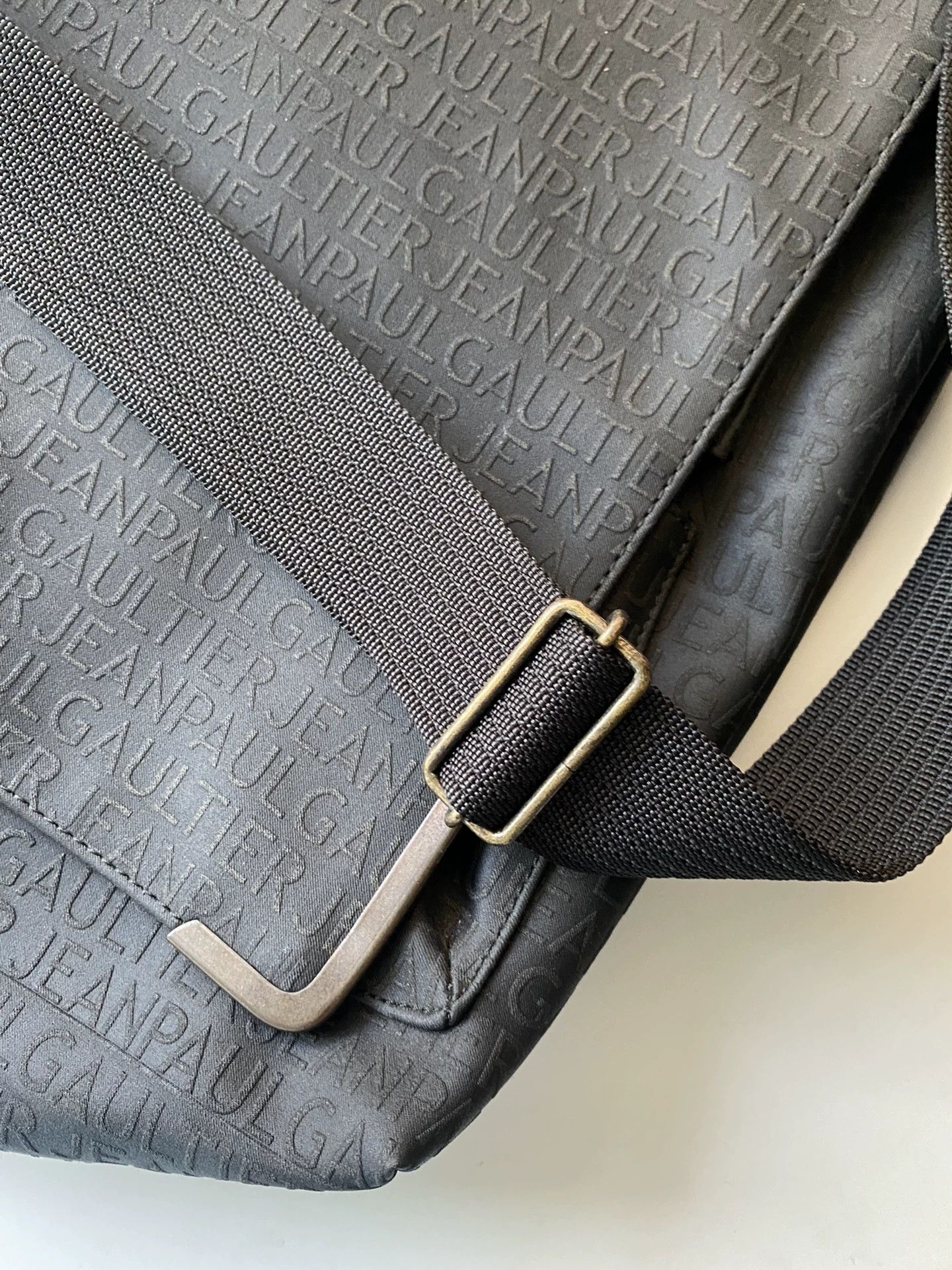 Jean Paul Gaultier Jean Paul Gaultier Middle ancient alphabet messenger bag Size ONE SIZE - 4 Thumbnail