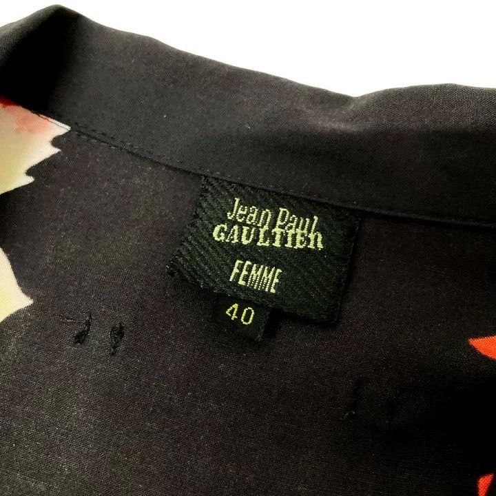 Jean Paul Gaultier Jean Paul Gaultier Silk short sleeves with floral patterns Size US L / EU 52-54 / 3 - 4 Thumbnail