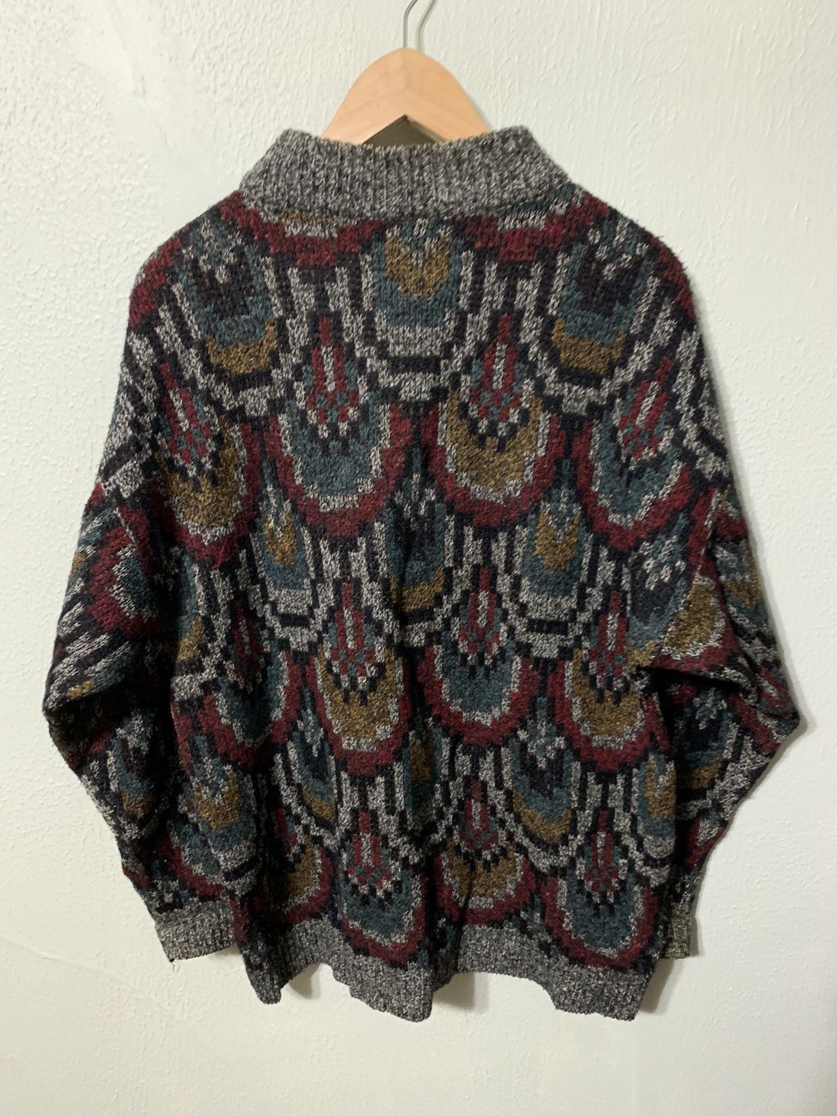 Vintage Vintage Pixelated Rainbow Fish Knit Sweater Size US M / EU 48-50 / 2 - 3 Thumbnail