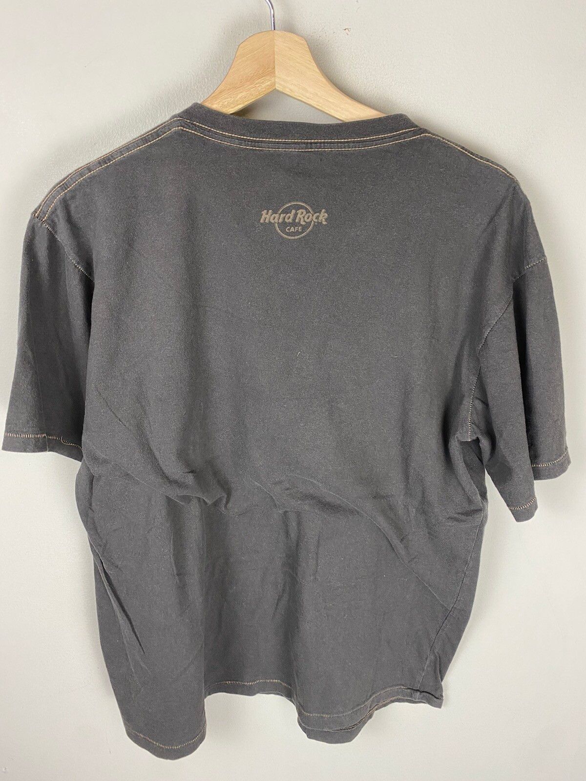 Vintage Vintage Hard Rock Cafe Crossed Guitars Tee Size US L / EU 52-54 / 3 - 3 Thumbnail