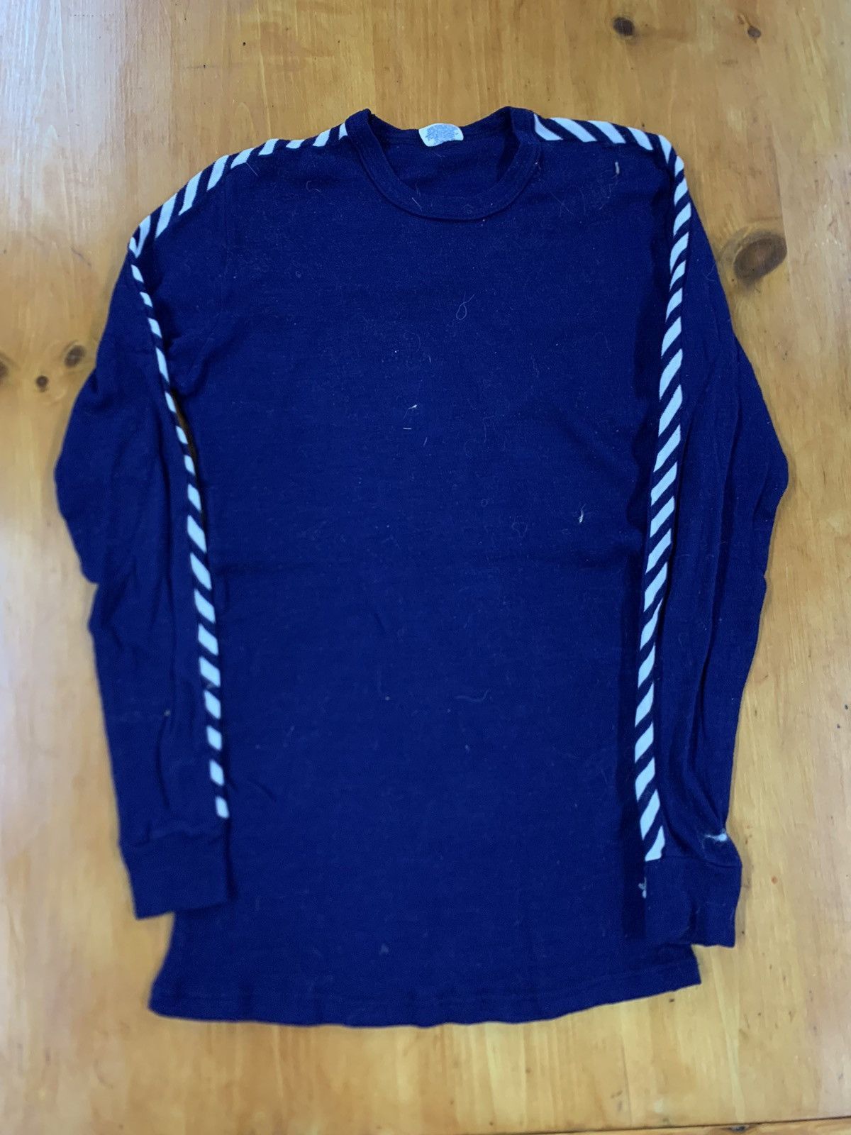 Vintage Vintage 80s Helly Hanson Striped Sleeve Knit Sweater Size US M / EU 48-50 / 2 - 3 Thumbnail