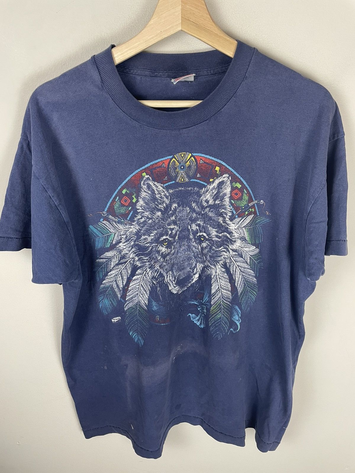 Vintage Vintage Native Wolf Art T-Shirt Size US XL / EU 56 / 4 - 2 Thumbnail