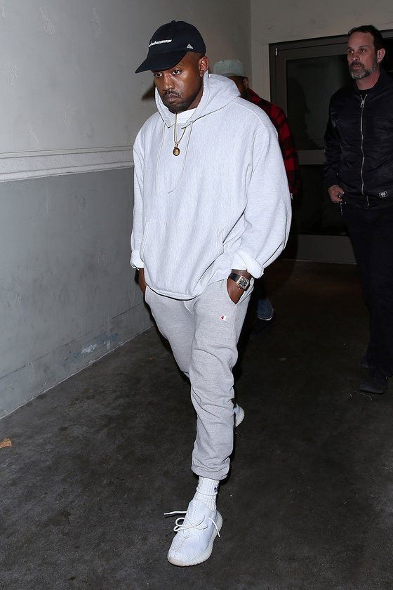 350 V2 Triple White