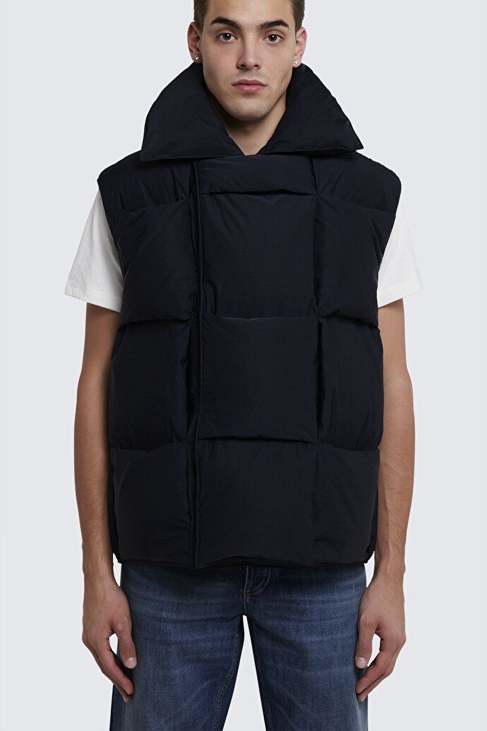 Bottega Veneta Padded Nylon Intreccio Gilet Size US XS / EU 42 / 0 - 2 Thumbnail