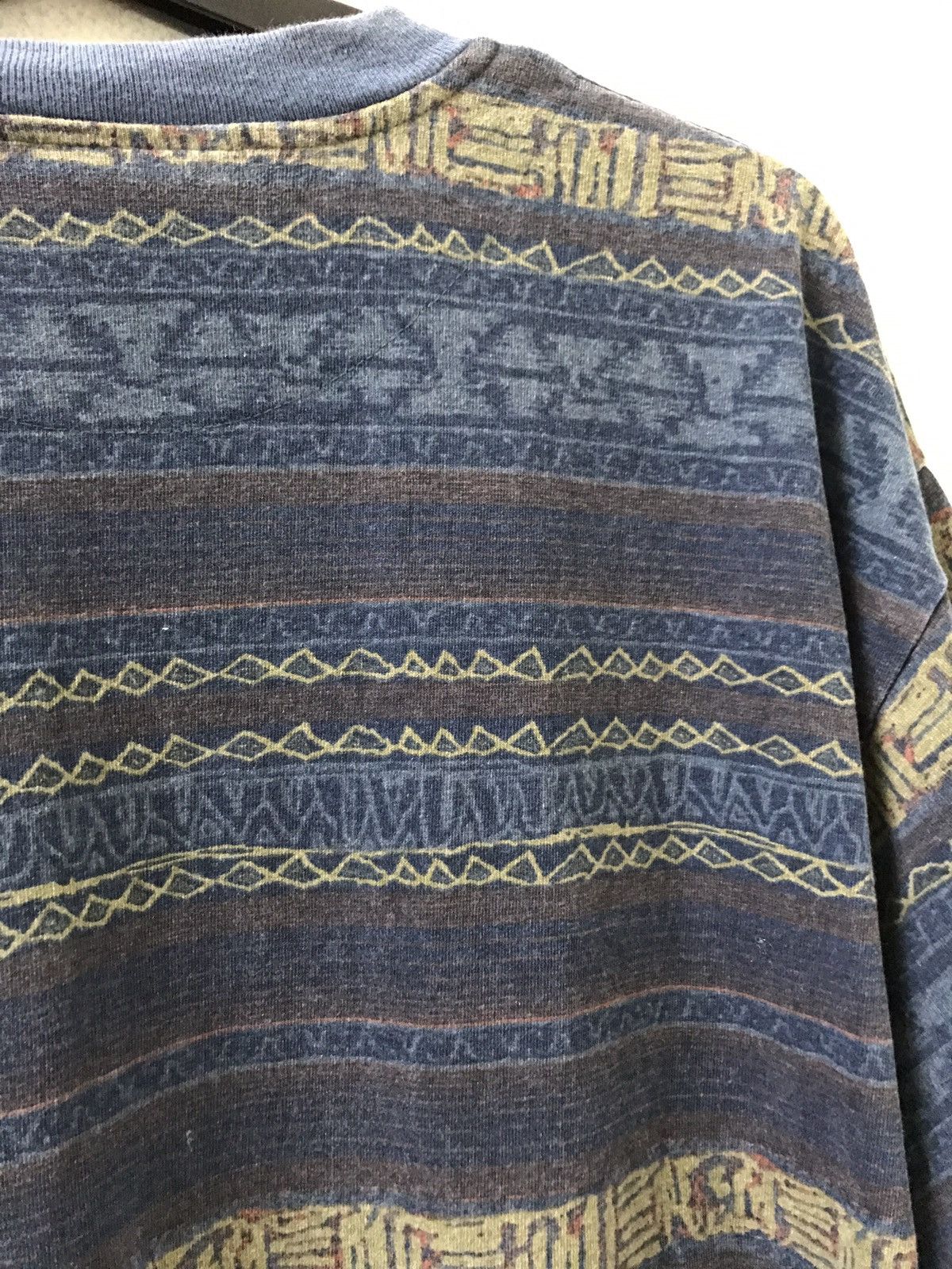 Vintage 90s Ocean Pacific Native Tribal Border Striped Baggy t shirt Size US M / EU 48-50 / 2 - 6 Thumbnail