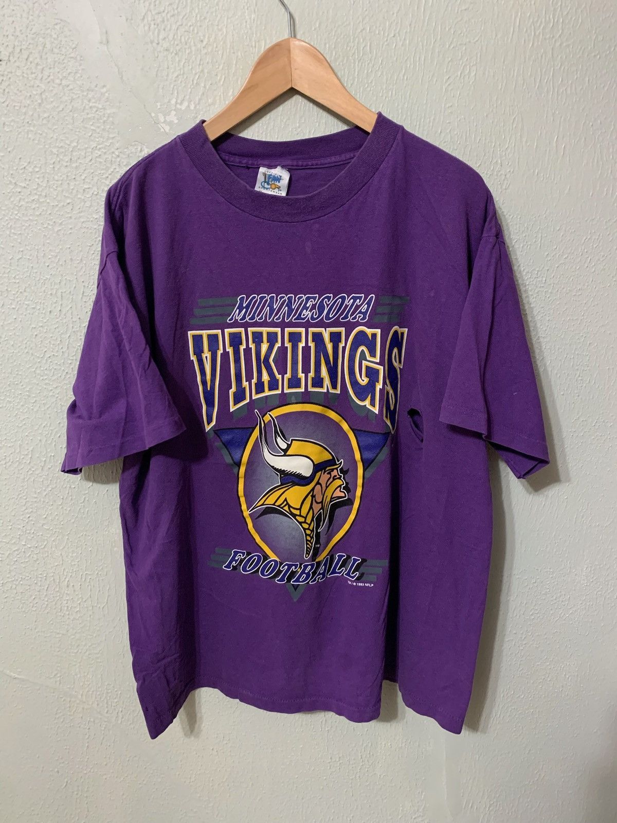 Vintage Vintage Minnesota Vikings T-Shirt Size US XL / EU 56 / 4 - 3 Thumbnail
