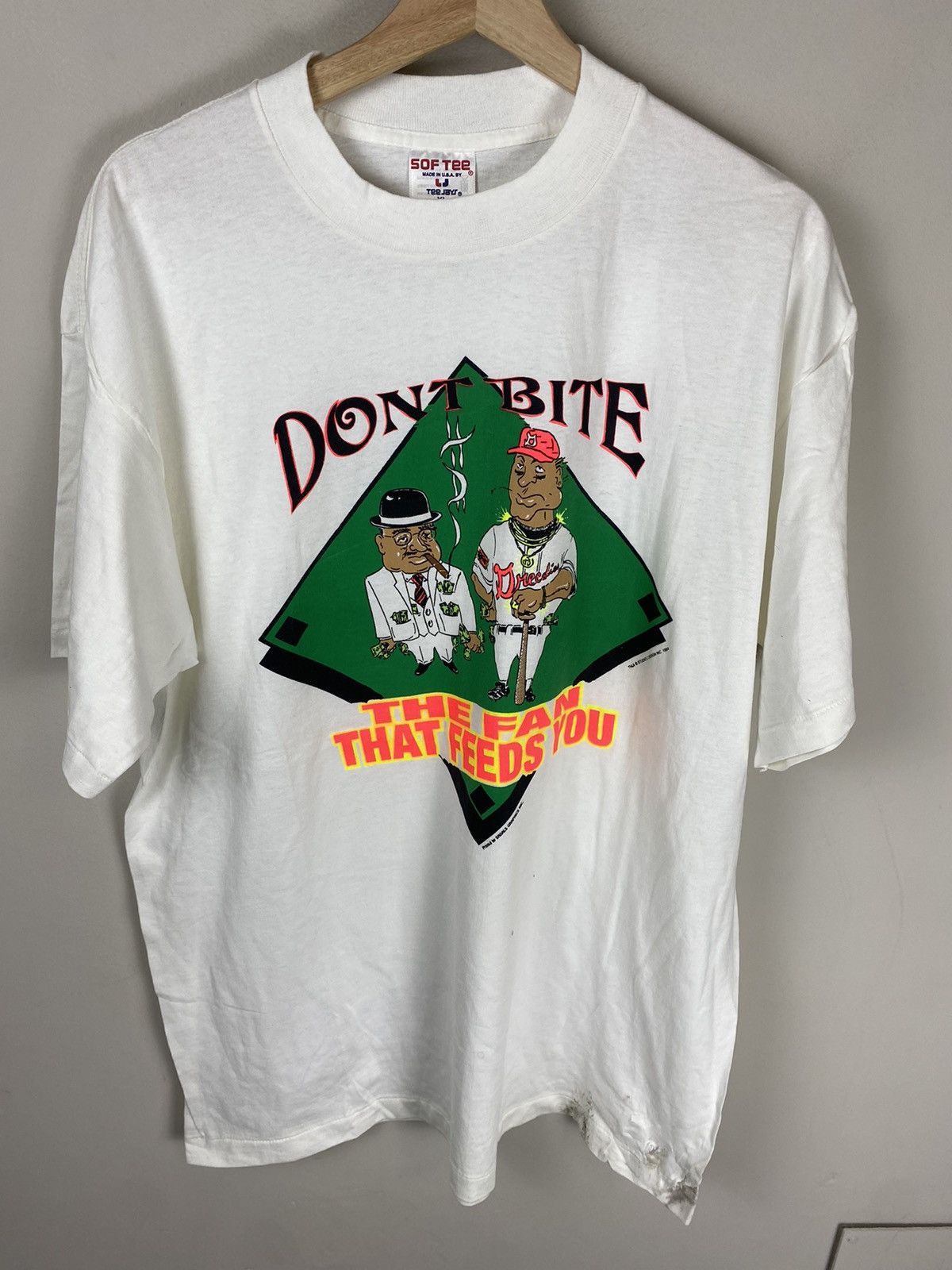 Vintage Vintage Don't Bite The Fan That Feeds You Baseball Tee Size US XL / EU 56 / 4 - 4 Thumbnail