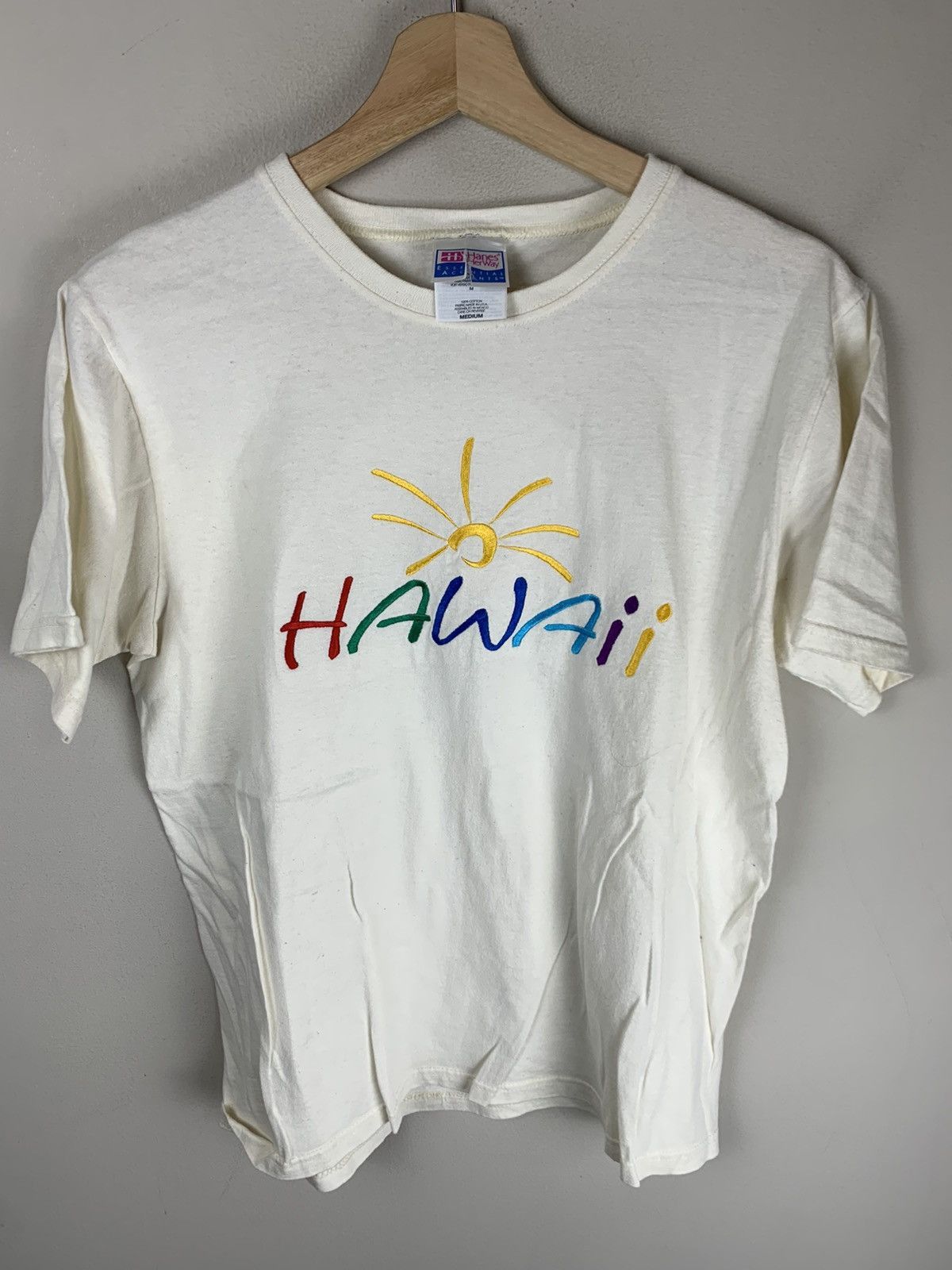 Vintage Vintage Hawaii Sun Rainbow Art Tee Size US M / EU 48-50 / 2 - 3 Thumbnail