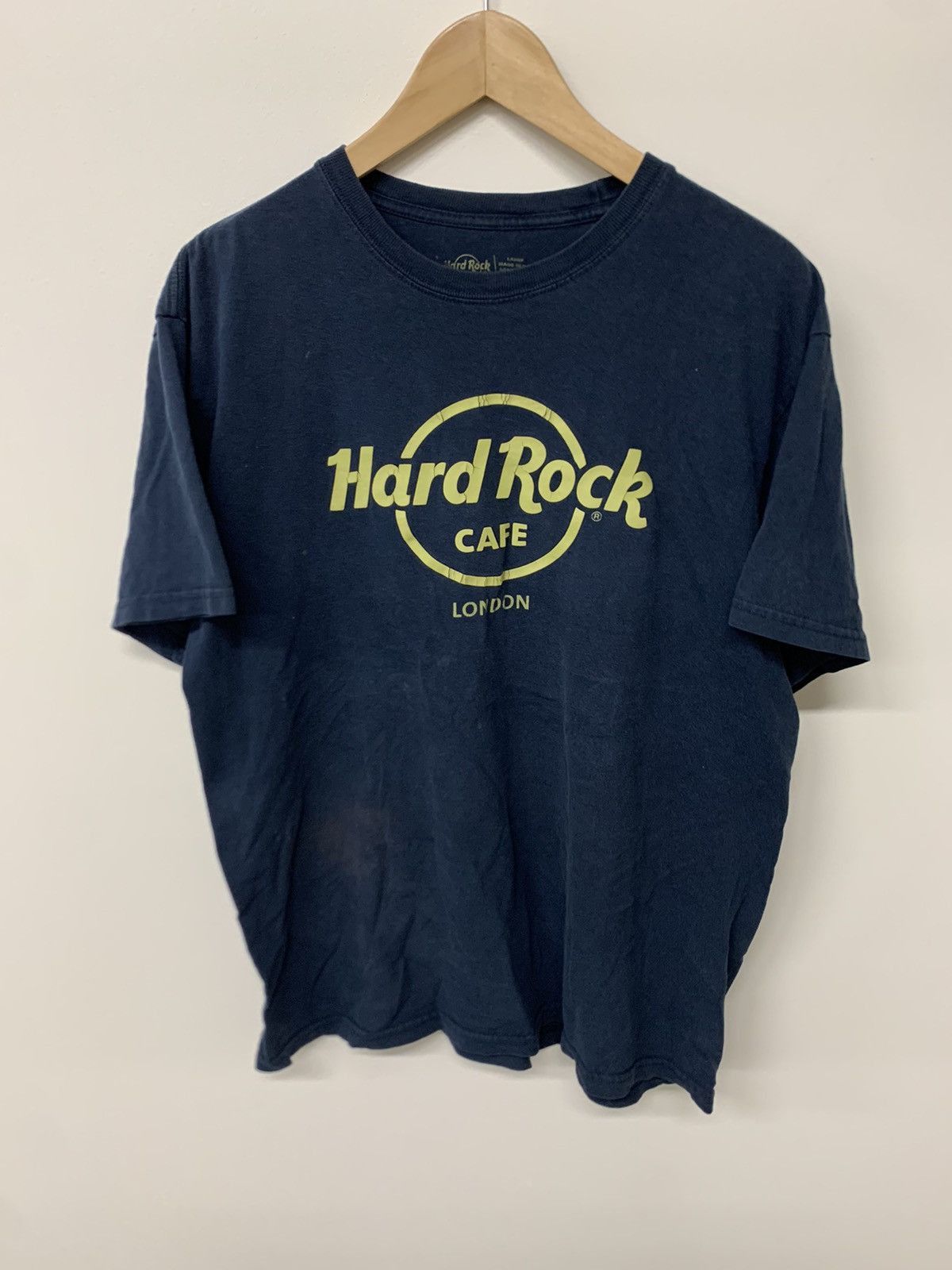 Vintage Vintage Hard Rock Cafe London Logo Tee Size US L / EU 52-54 / 3 - 4 Thumbnail