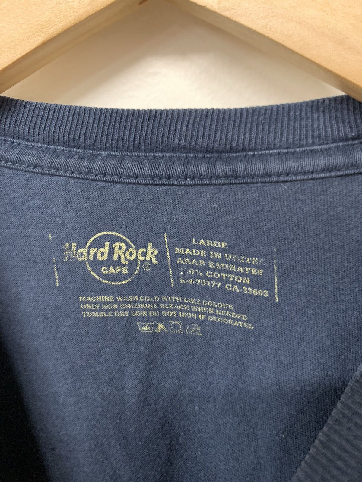 Vintage Vintage Hard Rock Cafe London Logo Tee Size US L / EU 52-54 / 3 - 2 Thumbnail