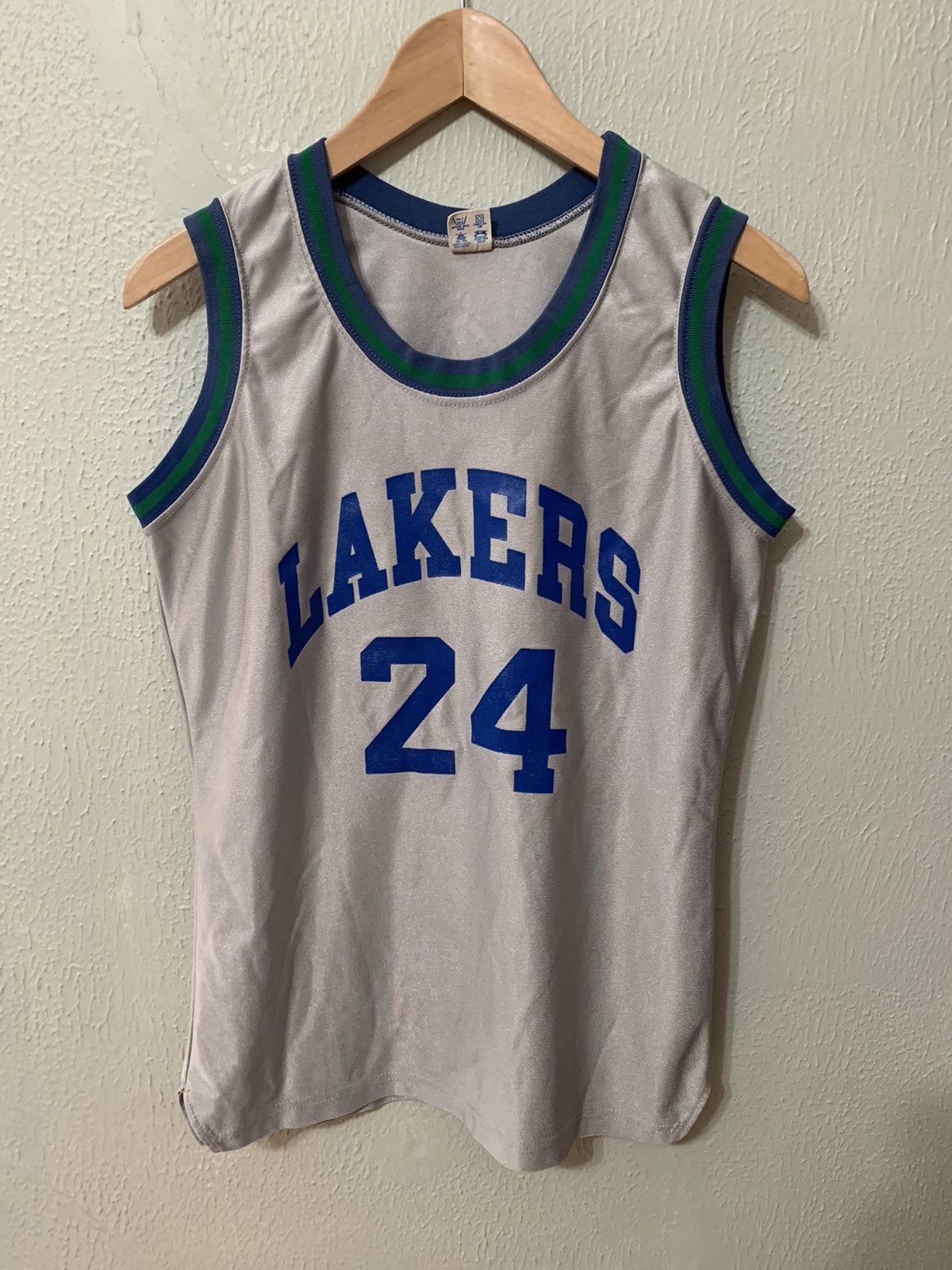 Champion × Vintage Vintage Champion MN Lakers Jersey #24 Size US S / EU 44-46 / 1 - 2 Thumbnail