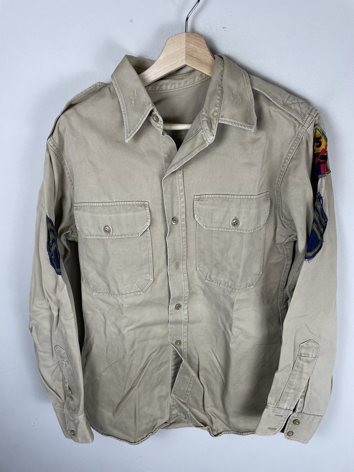 Vintage Vintage Korean War 5th Armored Division Field Shirt Size US S / EU 44-46 / 1 - 3 Thumbnail
