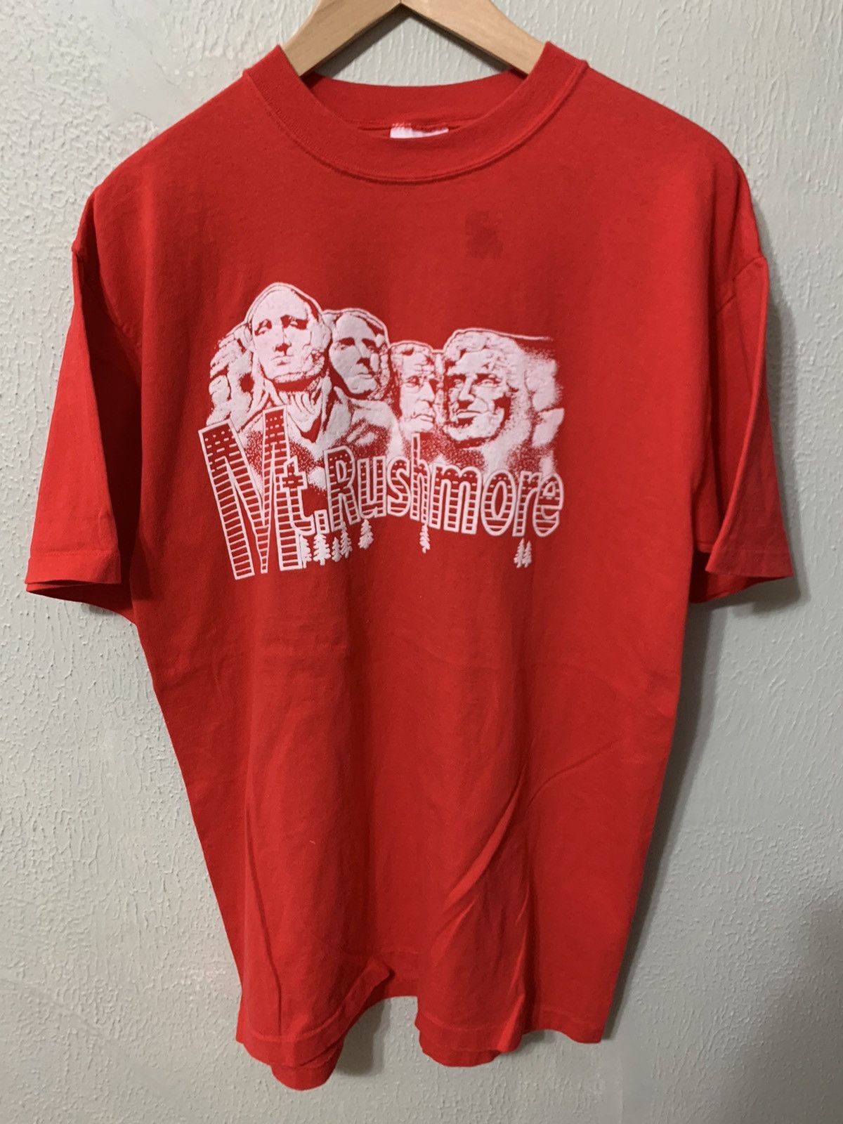 Vintage Vintage 1980s Mount Rushmore Vacation Tee Size US L / EU 52-54 / 3 - 3 Thumbnail