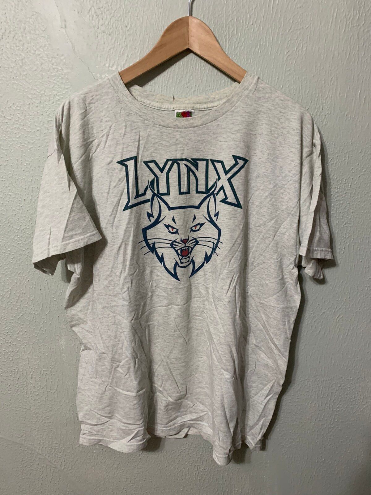 Vintage Vintage ‘00 Minnesota Lynx Summer Camp Tee Size US XL / EU 56 / 4 - 2 Thumbnail