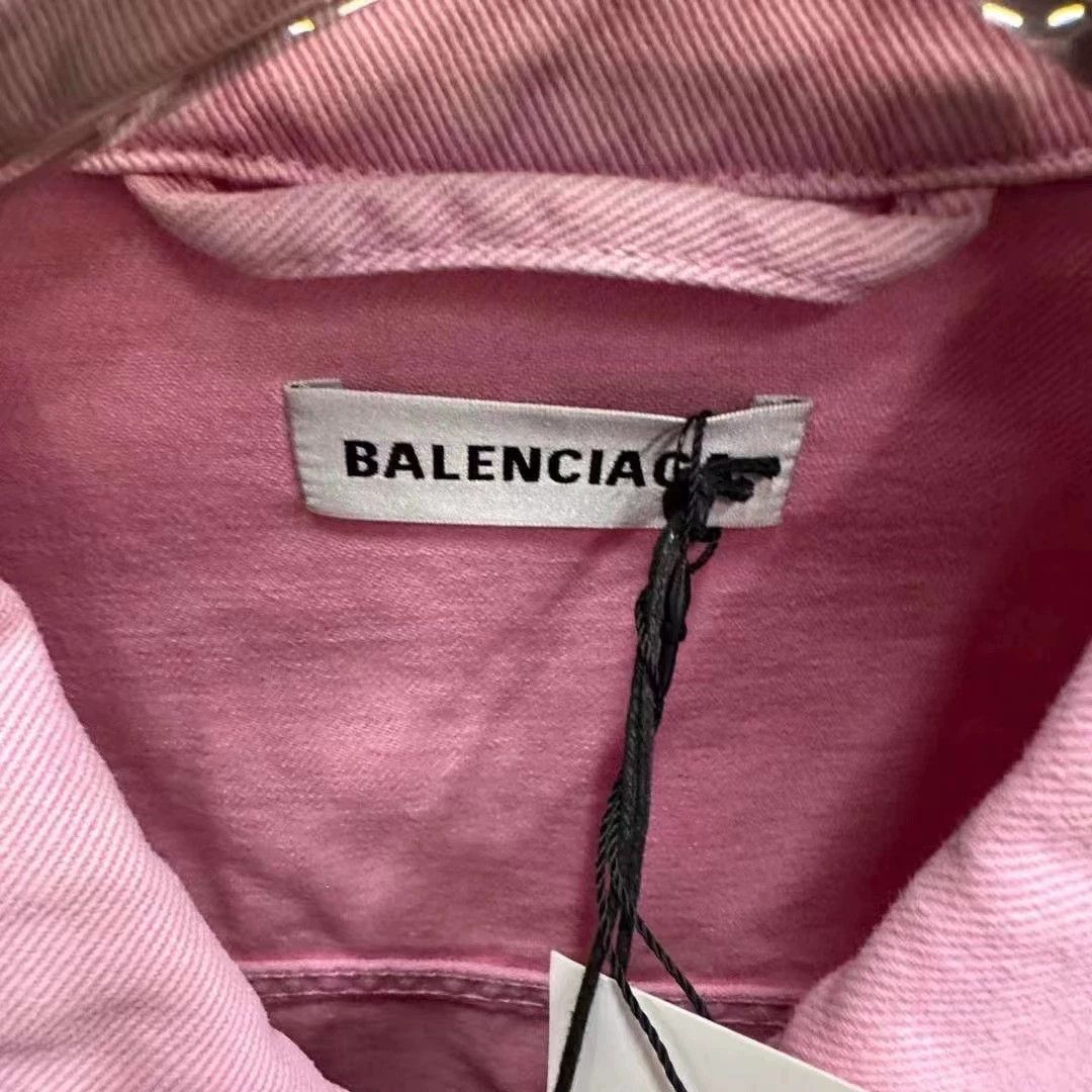 関税込【BALENCIAGA】ロゴプリントデニムジャケット Pink 関税込【BALENCIAGA】ロゴプリントデニムジャケット Pink