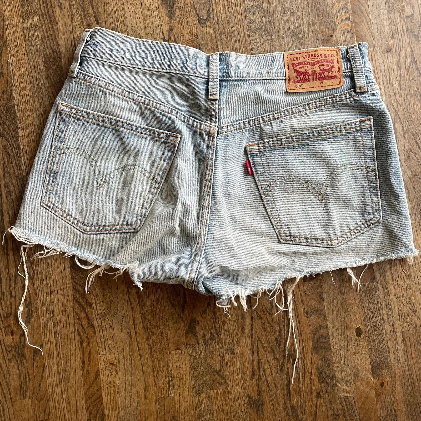Levi's Levi's 501 Shorts Shorts Size 26" / US 2 / IT 38 - 4 Thumbnail