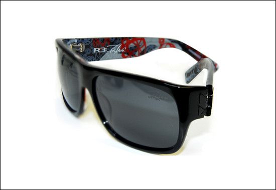 R3 Sunglasses and Case