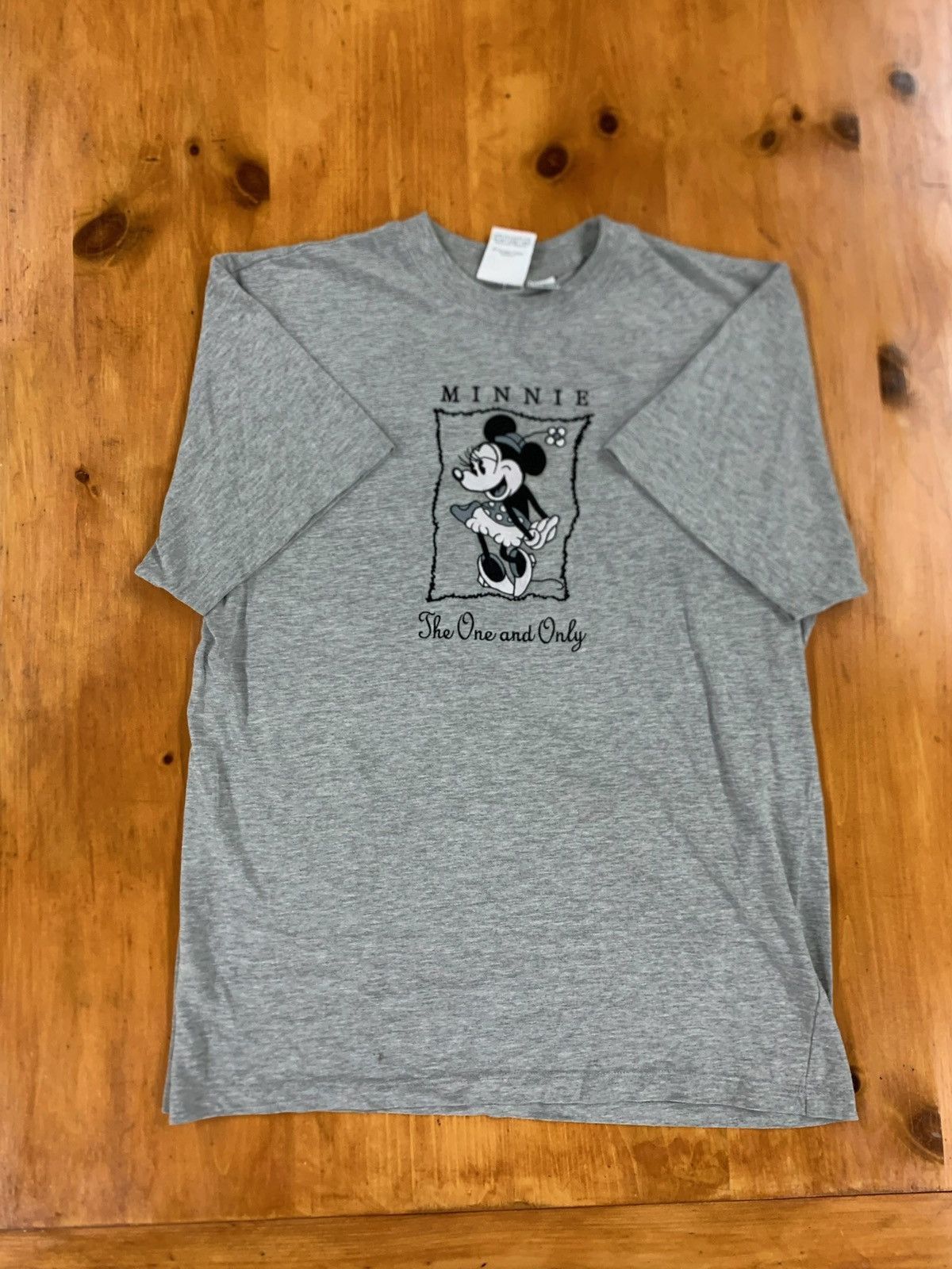 Disney × Vintage Vintage Disney Minnie Grey Tee Size US XL / EU 56 / 4 - 2 Thumbnail