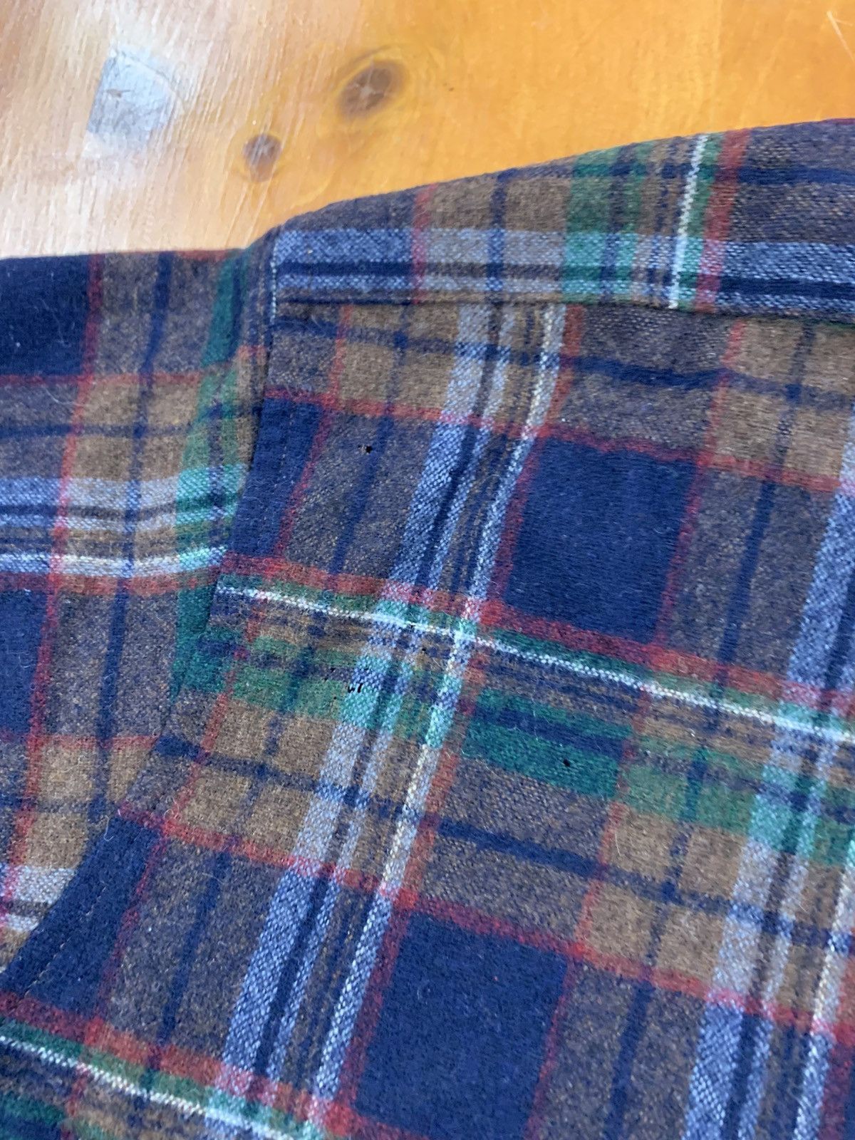 Vintage Vintage Pendleton Brick Plaid Shirt Size US L / EU 52-54 / 3 - 7 Thumbnail