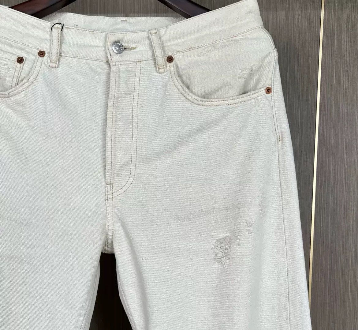 Acne Studios Acne Studios 2021M beige ripped jeans - DMC Size US 31 - 3 Thumbnail