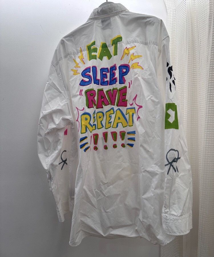 Vetements Vetements white graffiti shirt - DMC Size US M / EU 48-50 / 2 - 2 Thumbnail