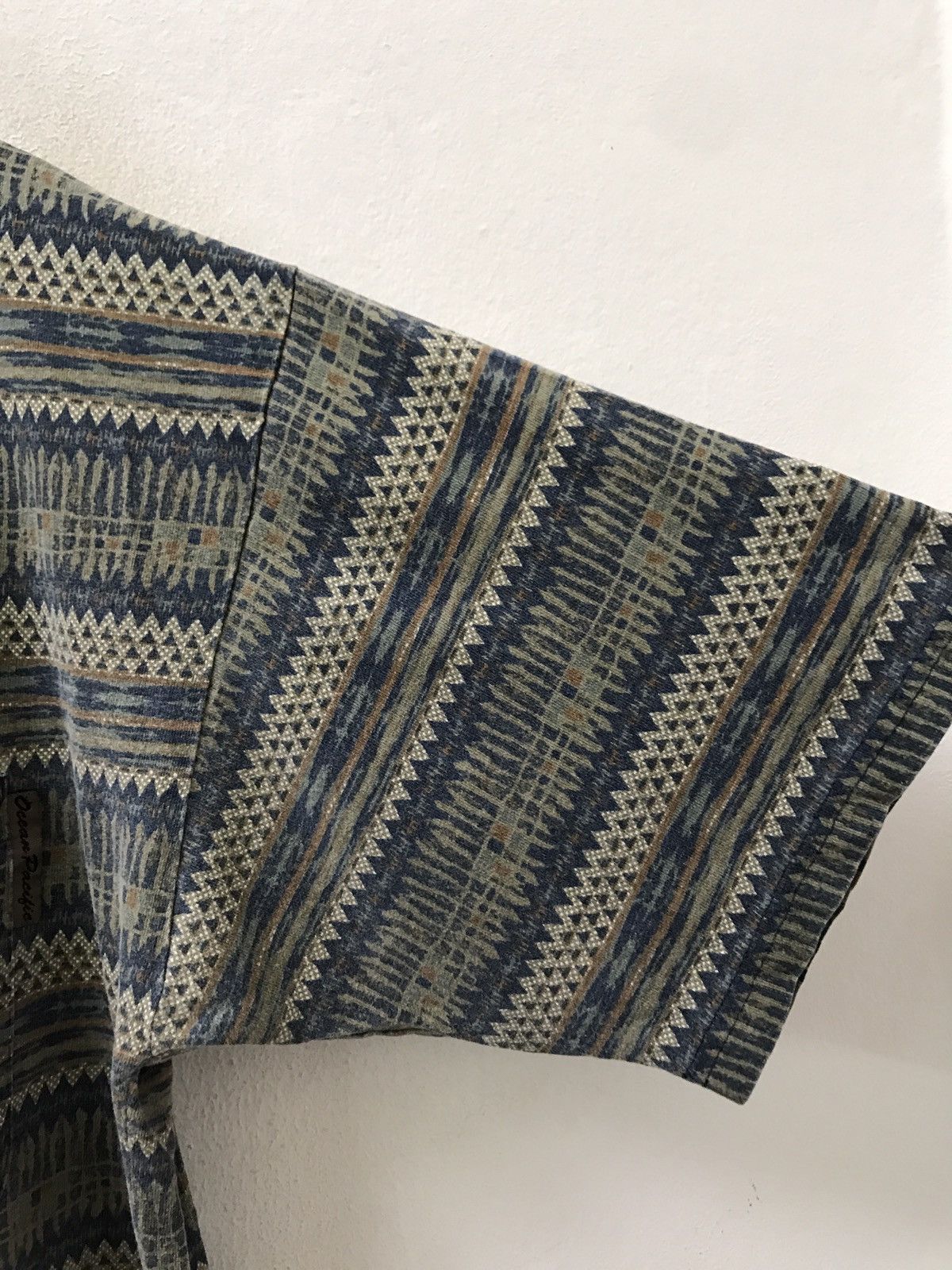 Vintage 90s Ocean Pacific Oversize Native Tribal Stripe Pocket tees Size US L / EU 52-54 / 3 - 4 Thumbnail