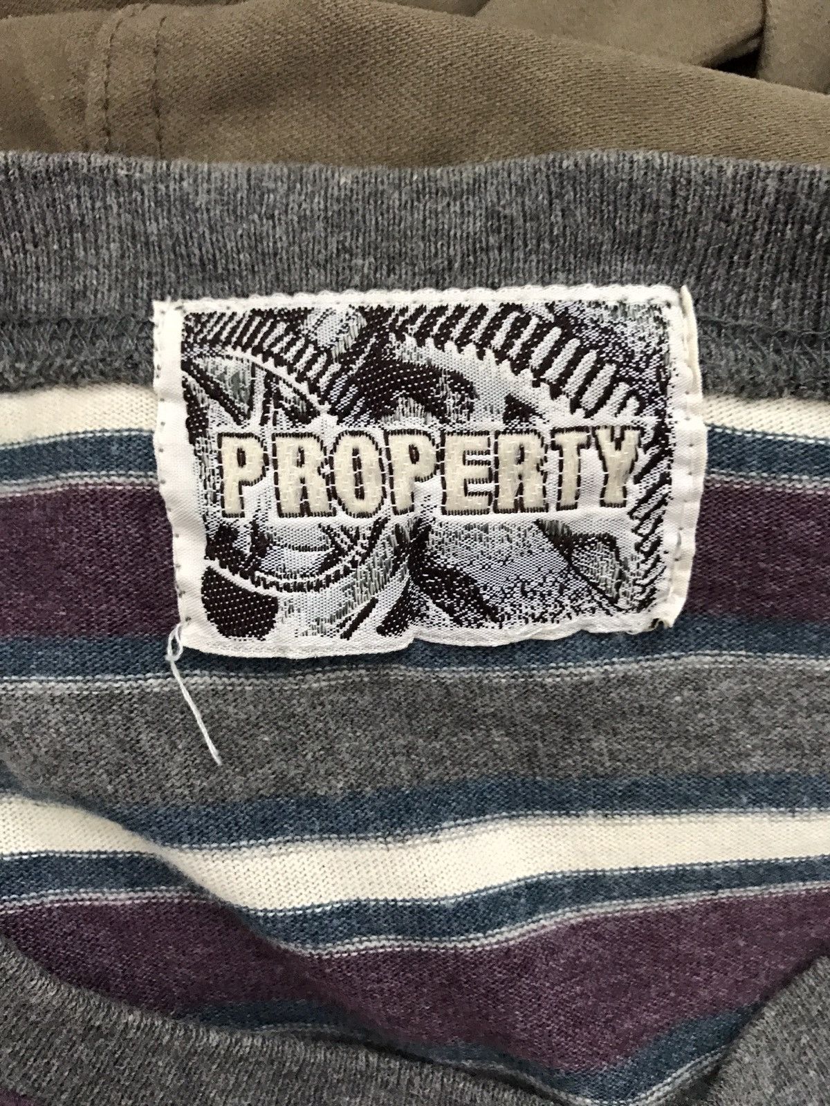 Vintage Vintage 90s Property Multiple Colour Striped t shirt Size US L / EU 52-54 / 3 - 8 Thumbnail