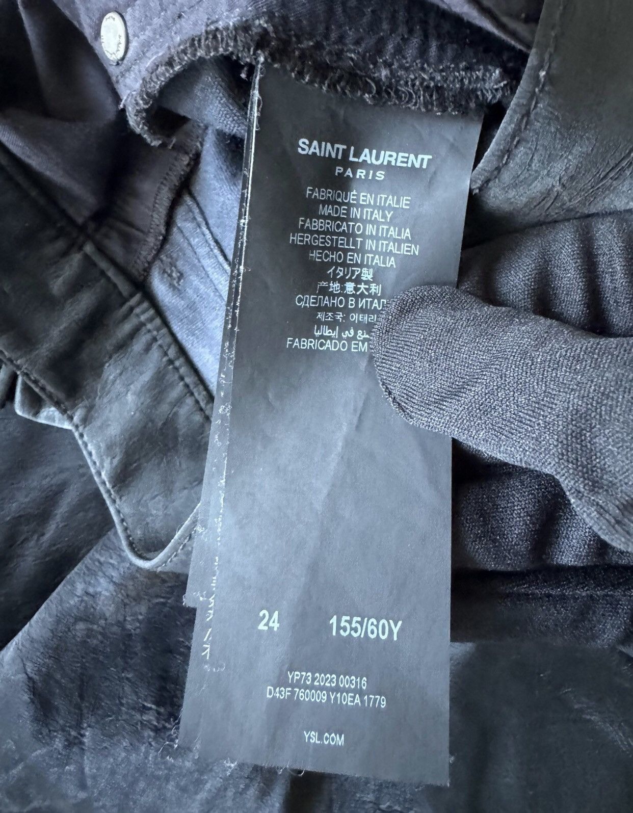 Saint Laurent Paris Saint Laurent 23aw cowhide cracked jeans - DMC Size US 26 / EU 42 - 2 Thumbnail