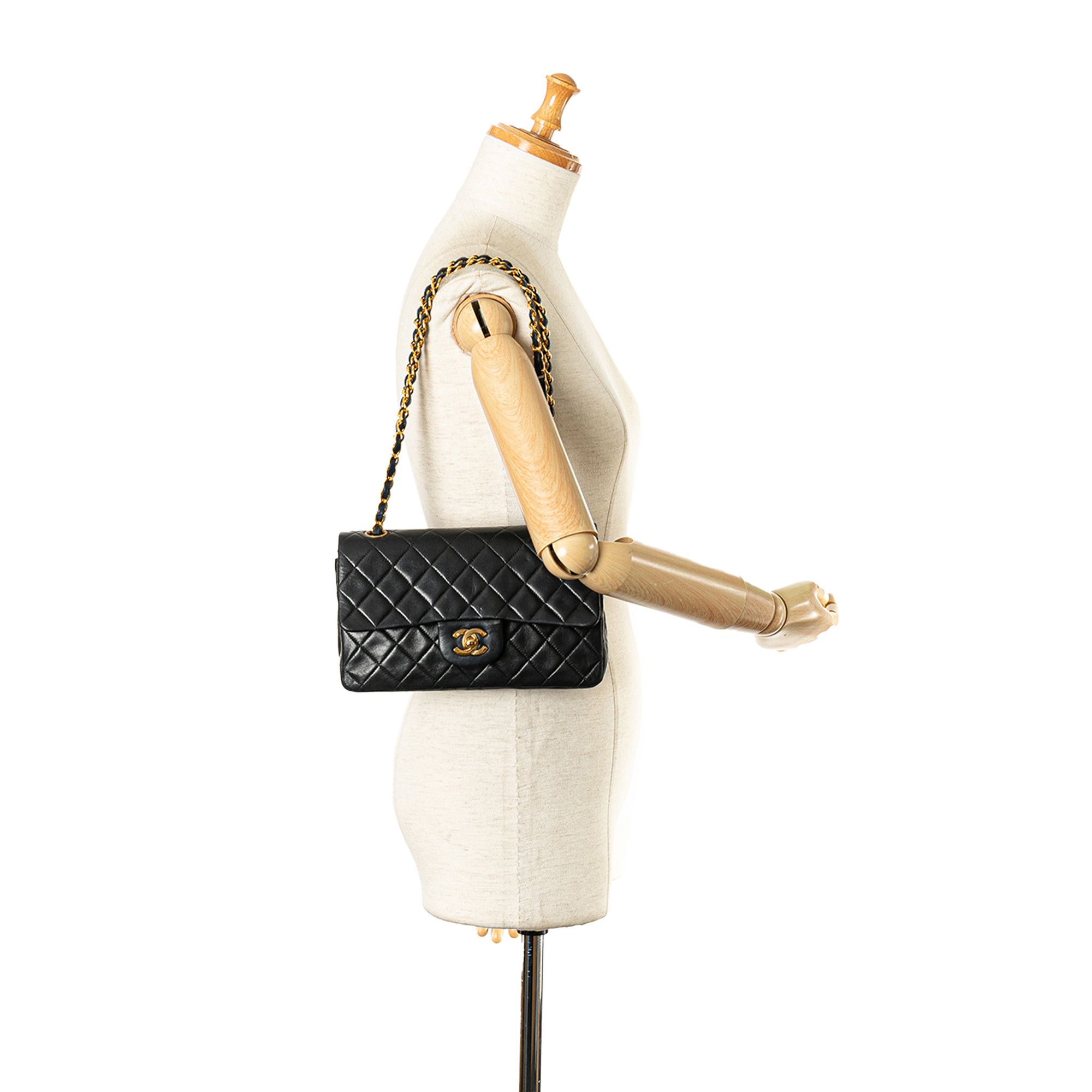 Chanel Chanel Small Classic Lambskin Double Flap Size ONE SIZE - 14 Thumbnail