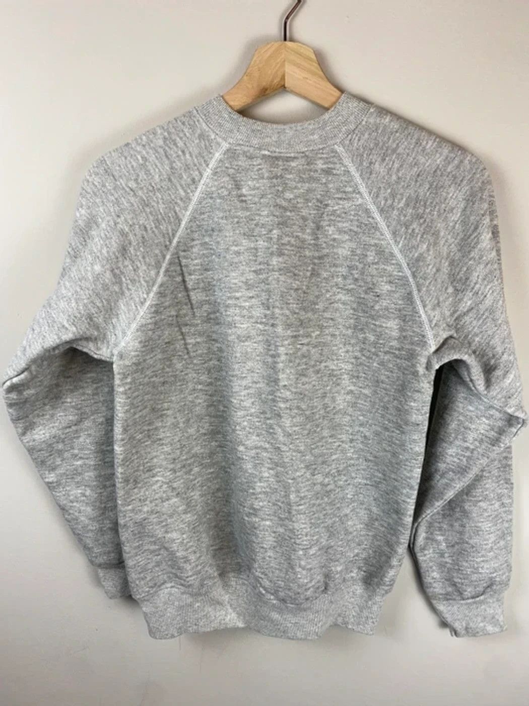 Vintage Vintage Crewneck Blank Hanes Crewneck Vintage Sweatshirt Size US XS / EU 42 / 0 - 4 Thumbnail