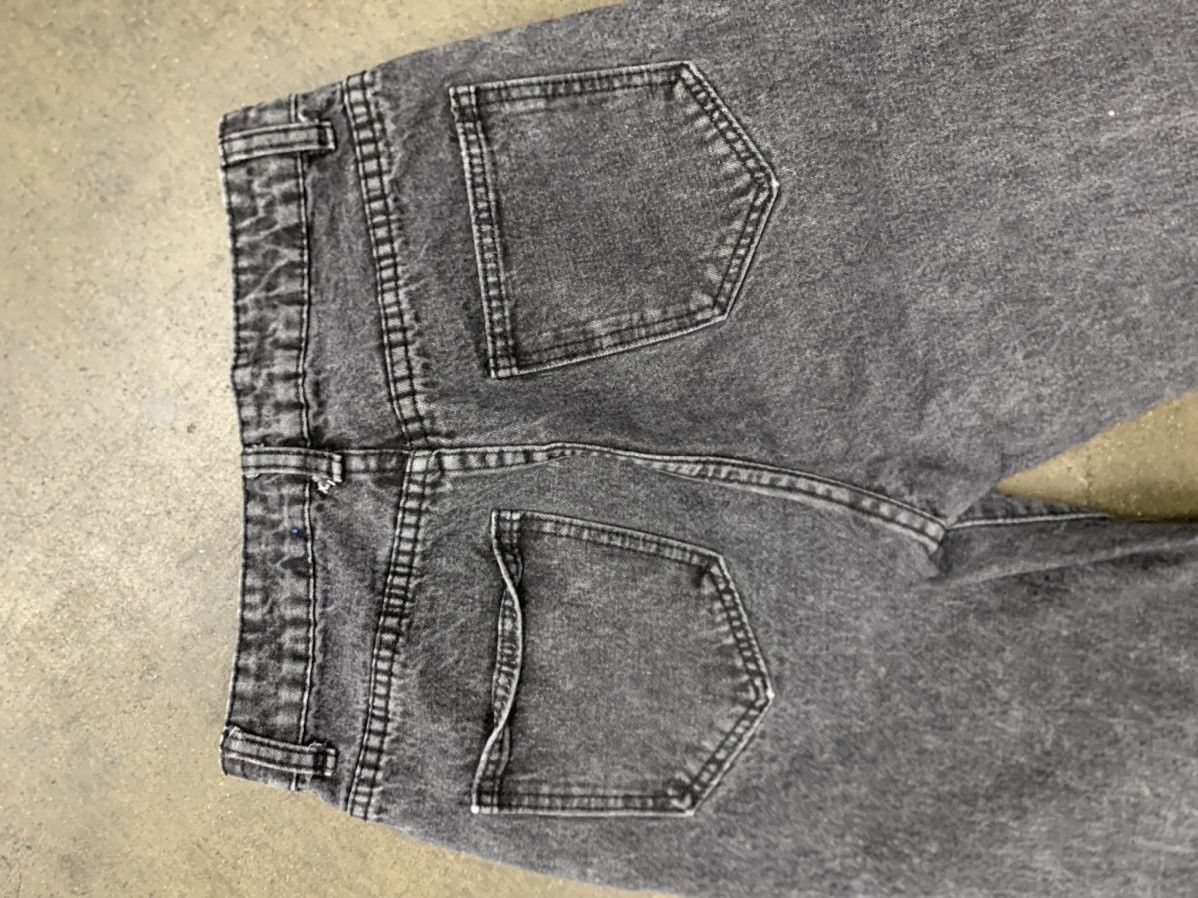 Jean × Vintage Vintage Distressed Jeans 29x26 Size US 29 - 7 Thumbnail