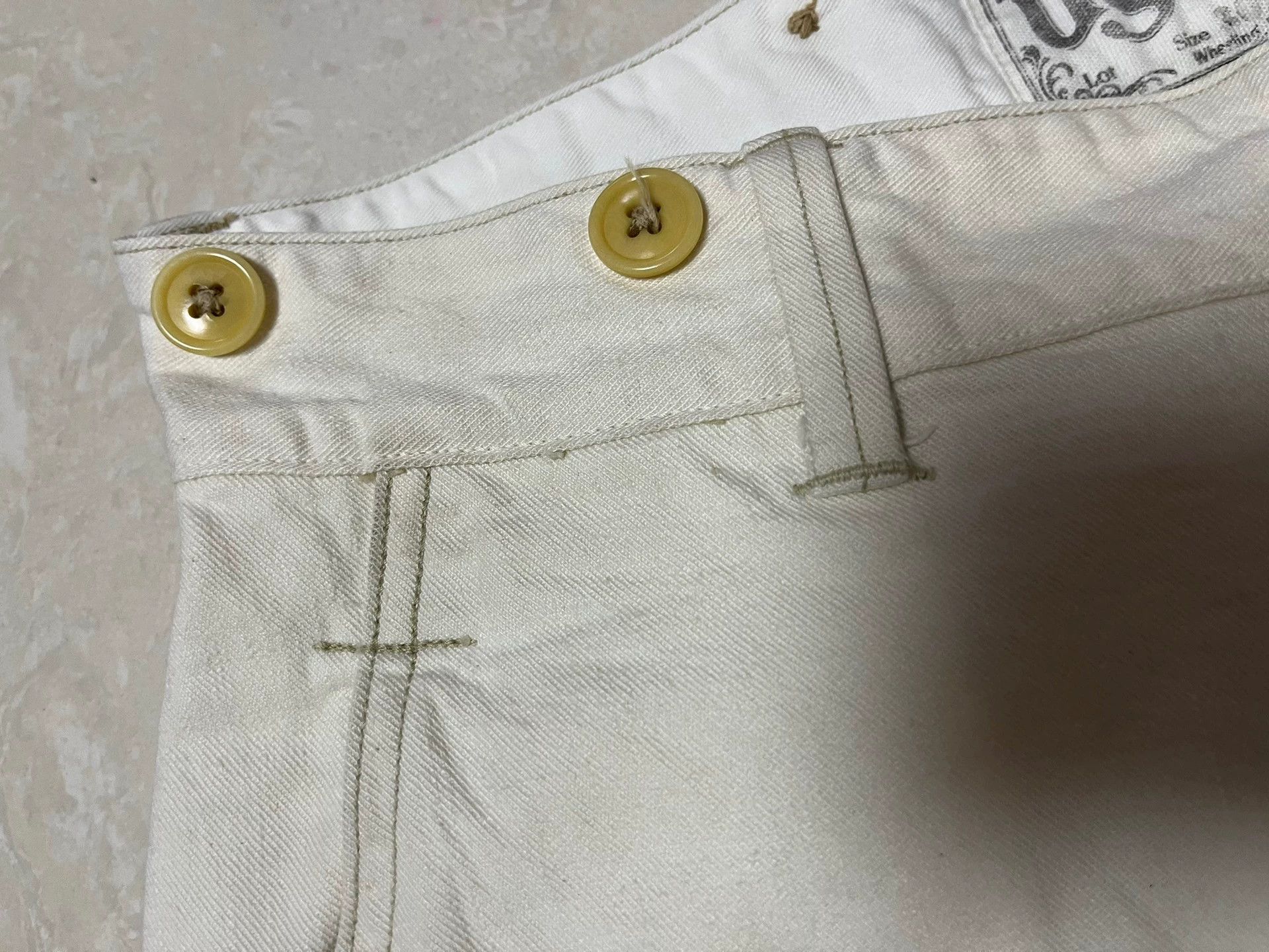 Freewheelers Freewheelers White trousers with middle waist and straight pants. Size US 30 / EU 46 - 3 Thumbnail