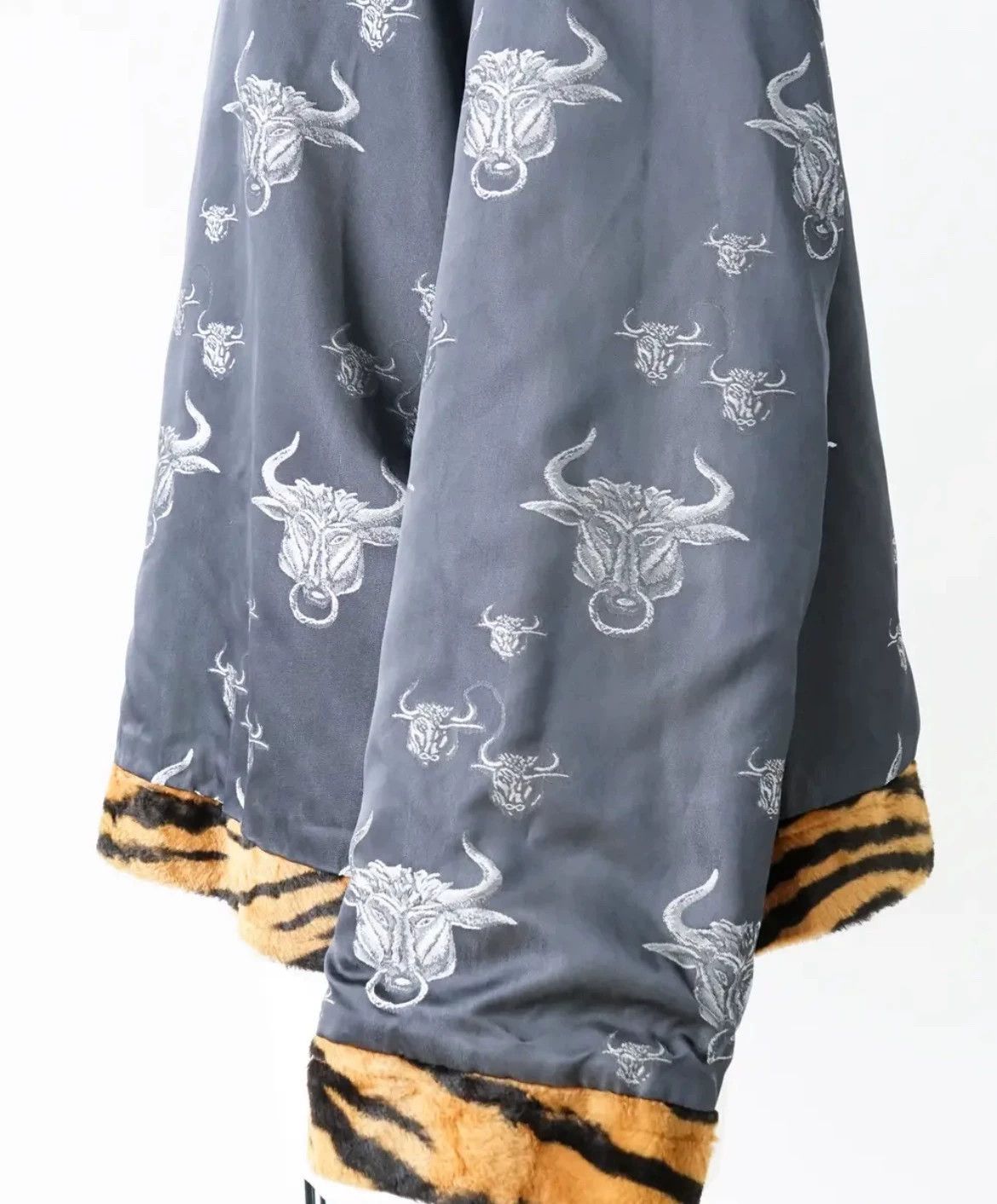 Jean Paul Gaultier Jean Paul Gaultier Tiger pattern double-sided suede coat Size US M / EU 48-50 / 2 - 8 Thumbnail