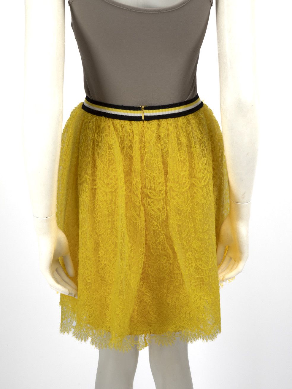 Ermanno Scervino Yellow Lace Pattern Mini Skirt Size 27" / US 4 / IT 40 - 3 Thumbnail