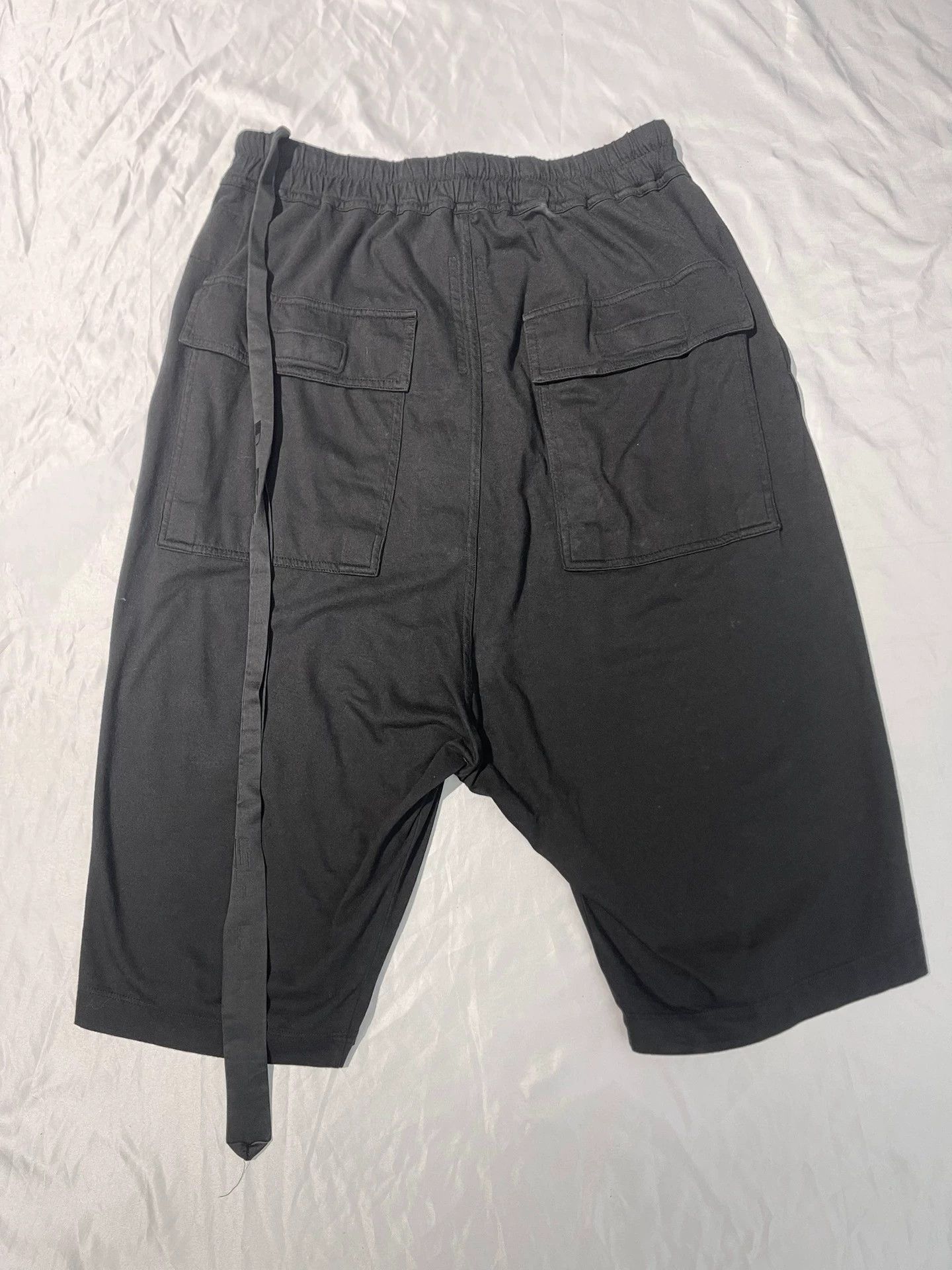 Rick Owens Rick Owens Men's black drawstring cropped trousers Size US 30 / EU 46 - 5 Thumbnail