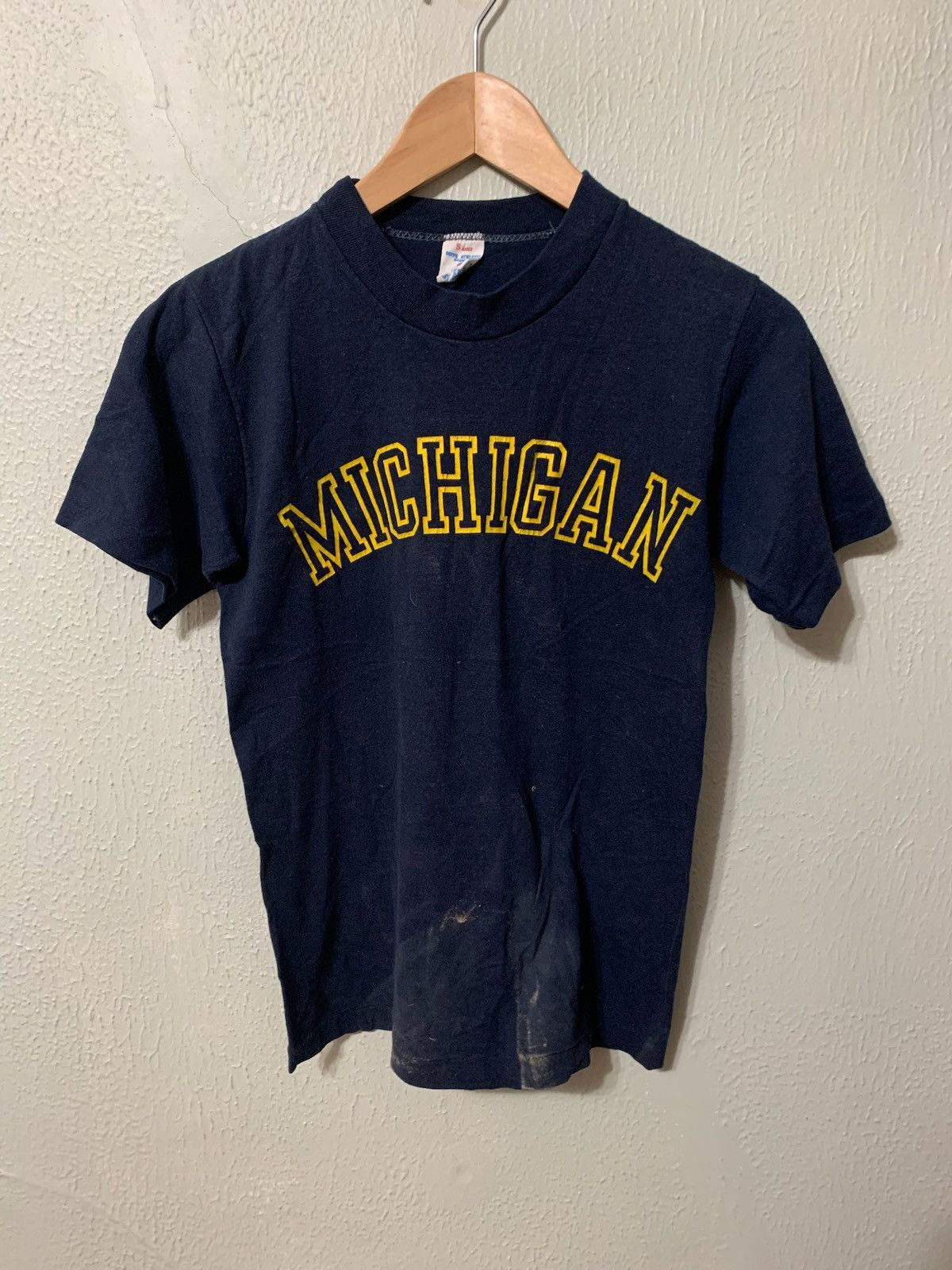 Vintage Vintage Michigan State Block Letter Arc Logo Tee Size US S / EU 44-46 / 1 - 3 Thumbnail