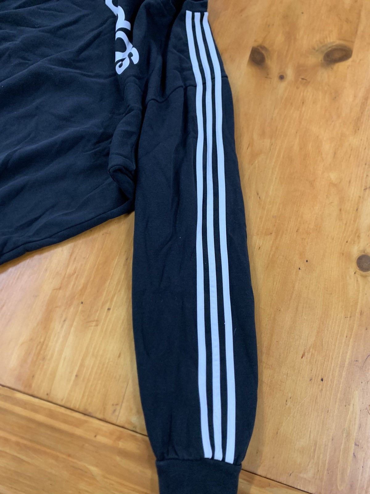 Vintage Vintage Adidas Crewneck Size US XL / EU 56 / 4 - 4 Thumbnail