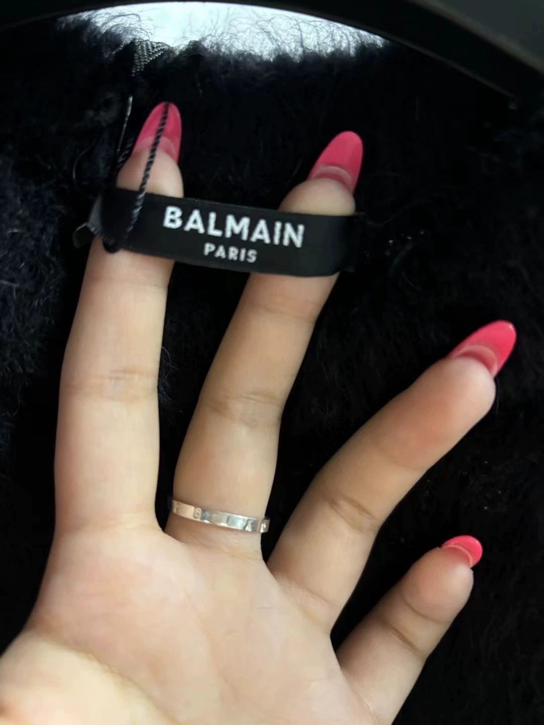 Balmain Balmain Embroidered logo napped sweater Size US S / EU 44-46 / 1 - 3 Thumbnail