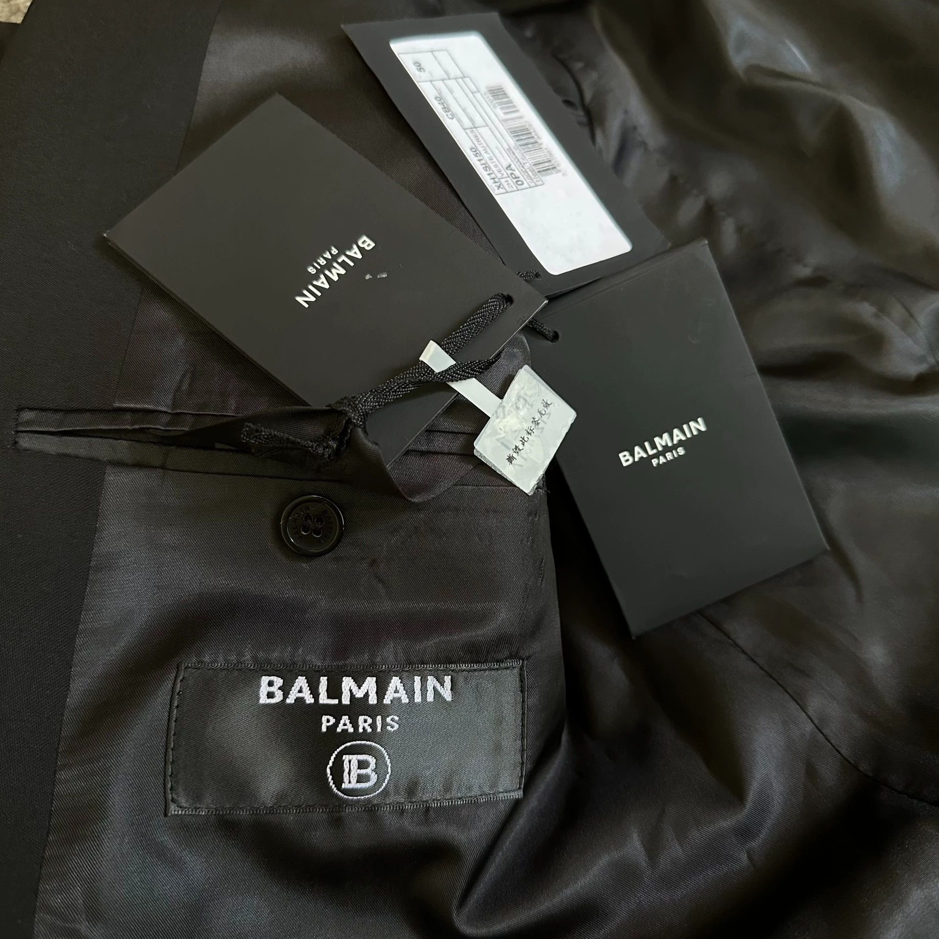 Balmain Balmain 22fw gold rivet sword collar suit jacket Size US L / EU 52-54 / 3 - 5 Thumbnail